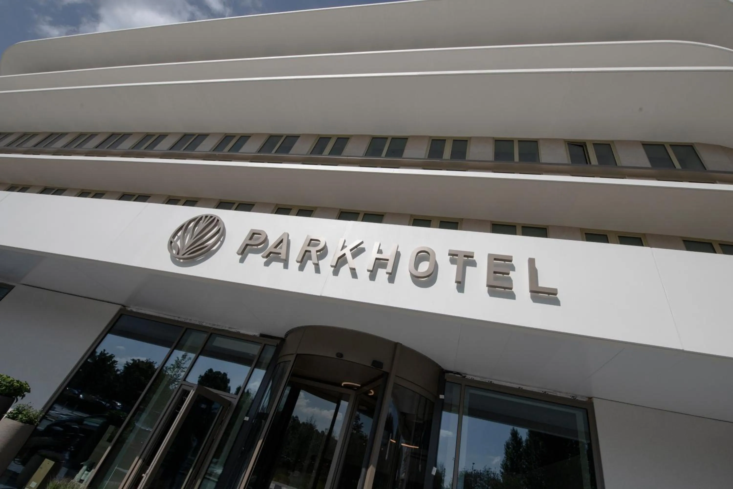 Property building in Parkhotel Waregem