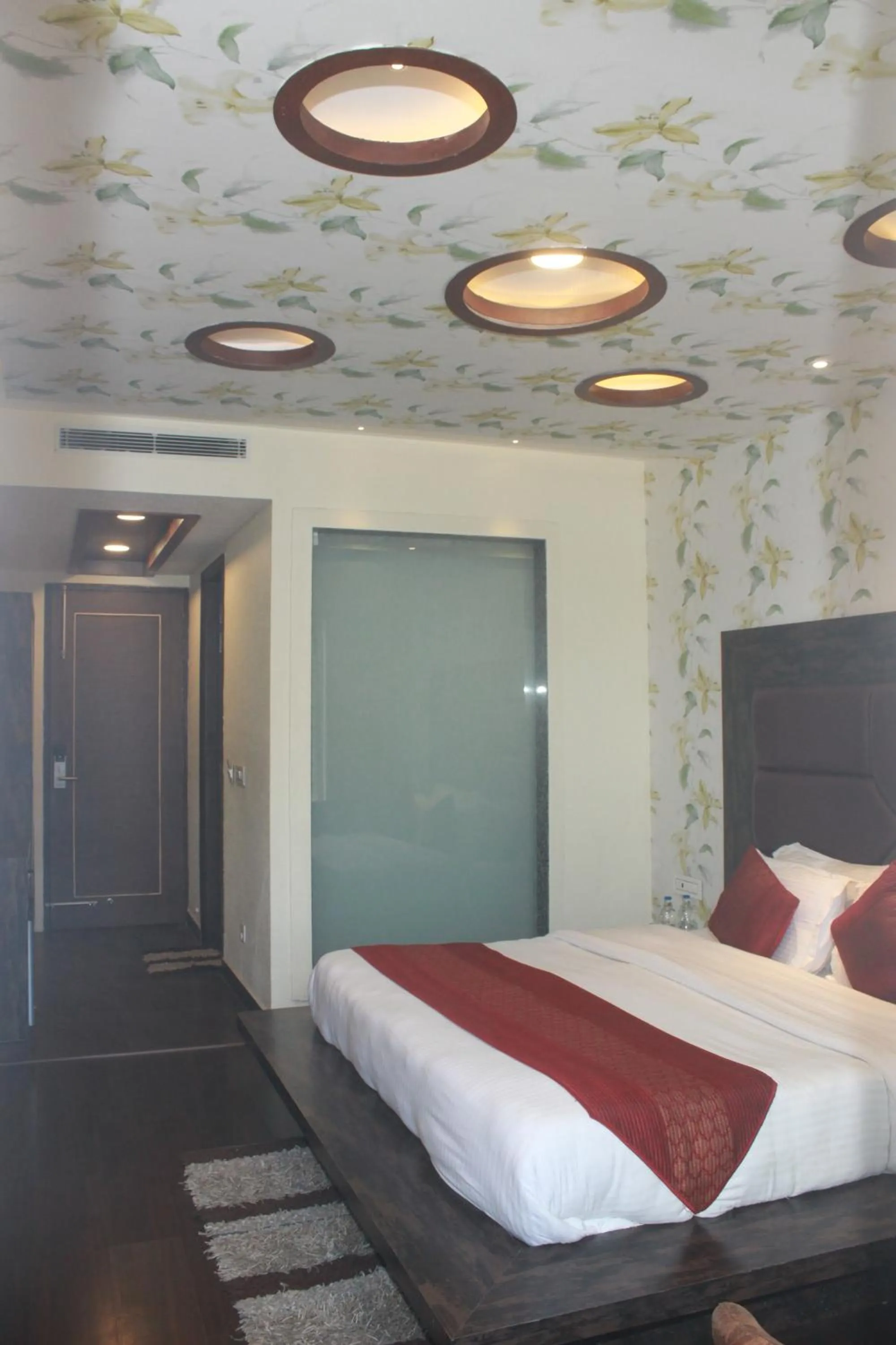 Bed in S S INTERNATIONAL