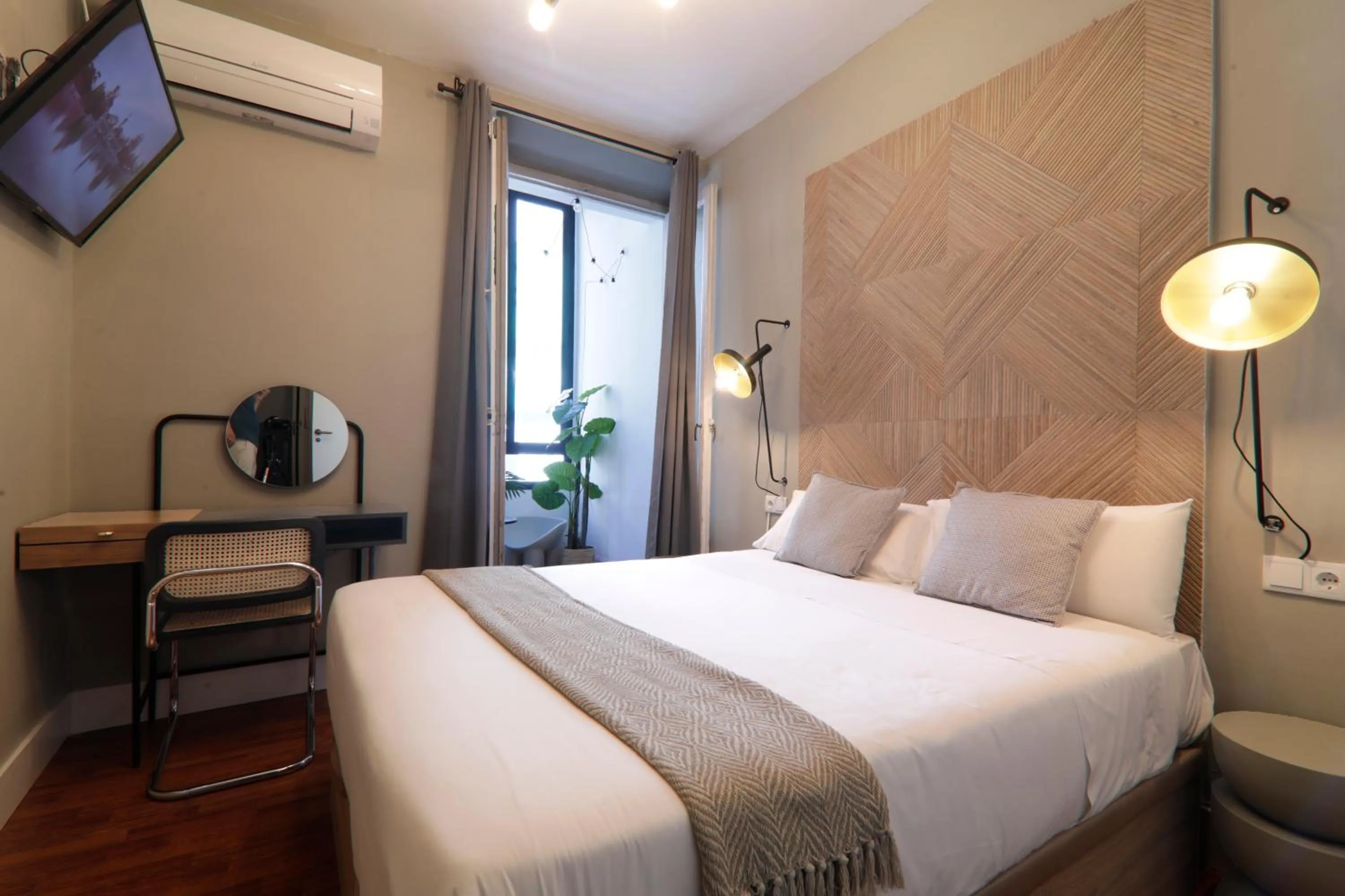 Bed in SUITES YOU Gran Vía