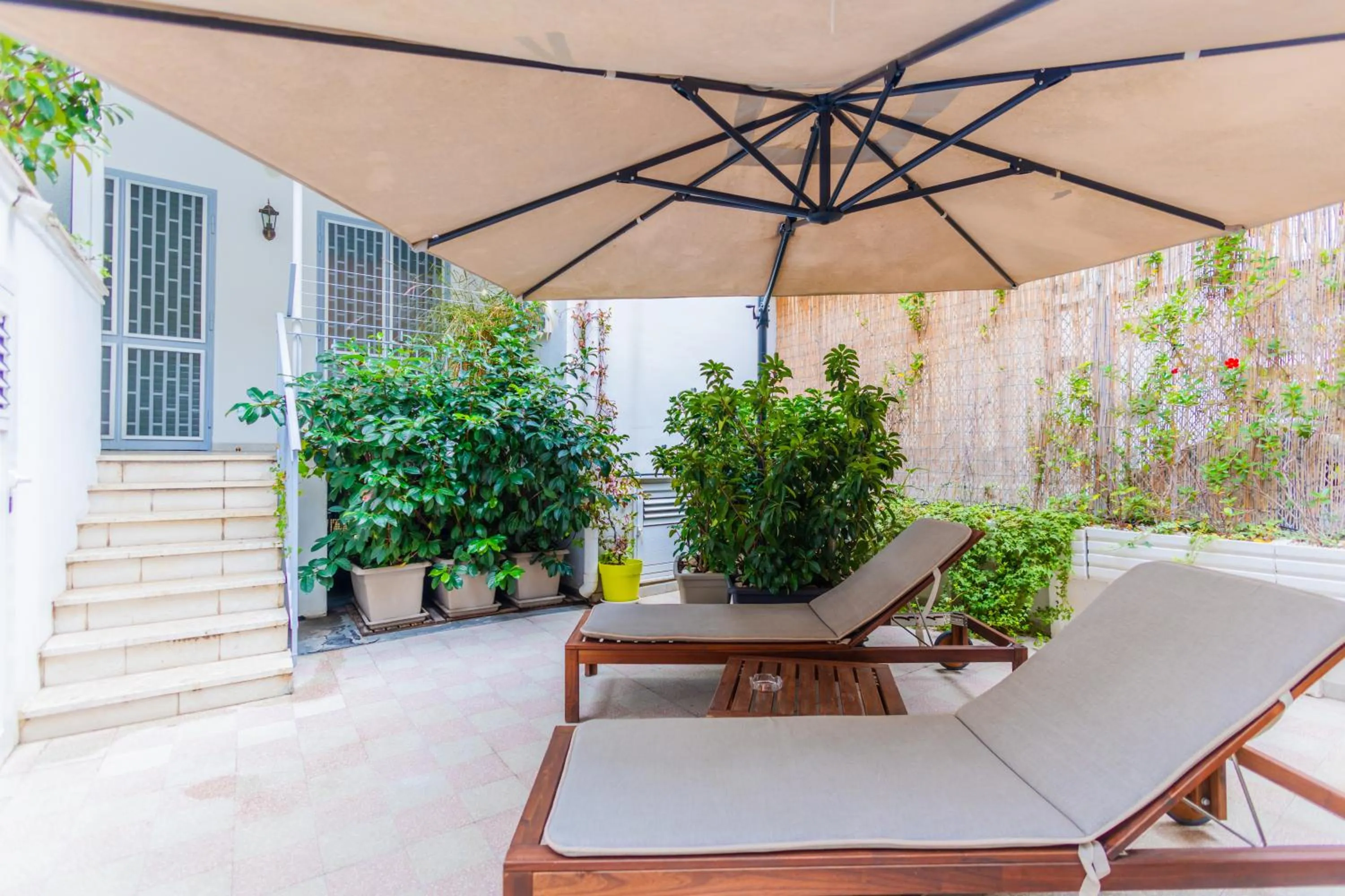 Patio in Bari Antica Boutique B&B