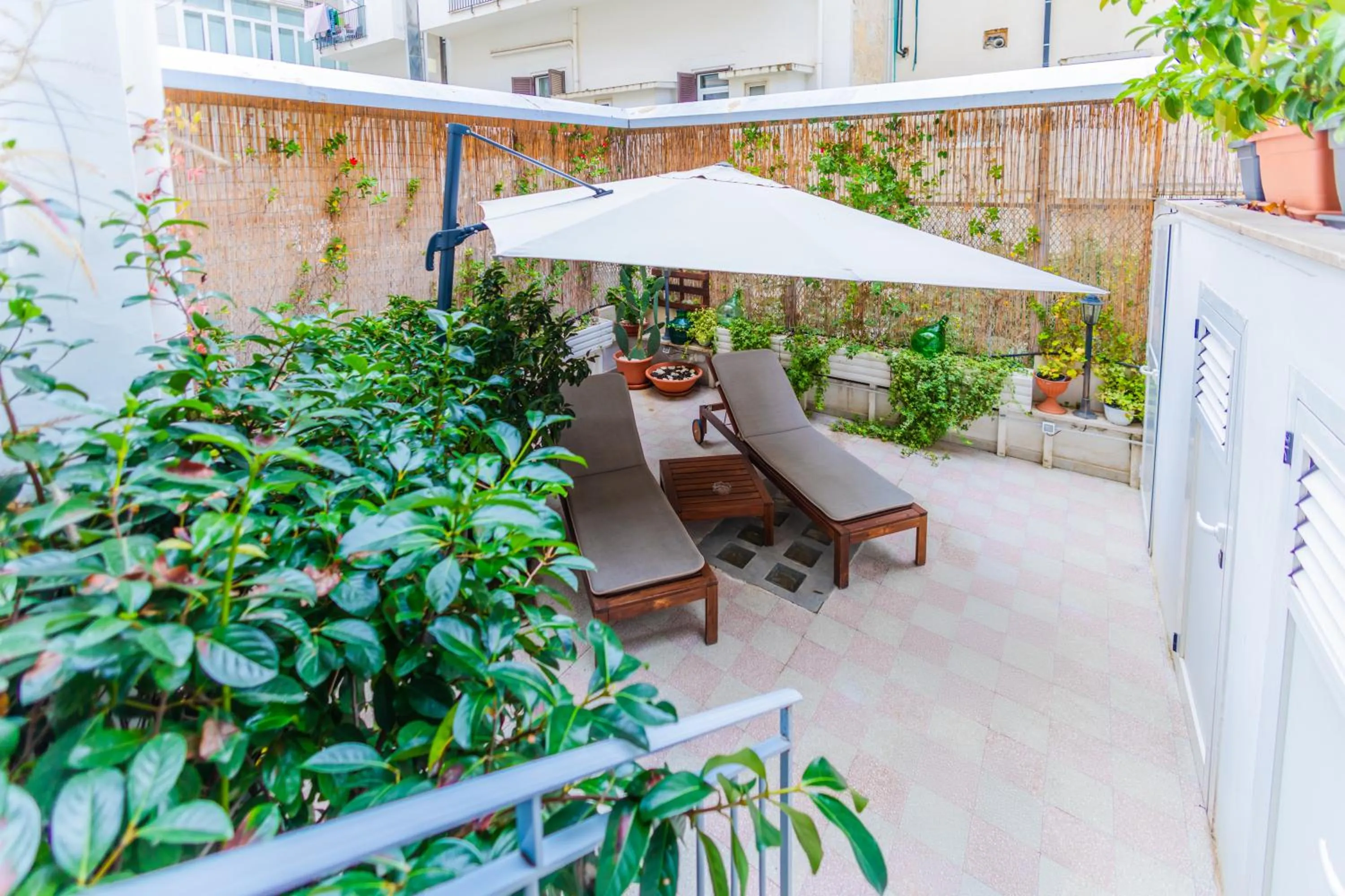 Patio in Bari Antica Boutique B&B