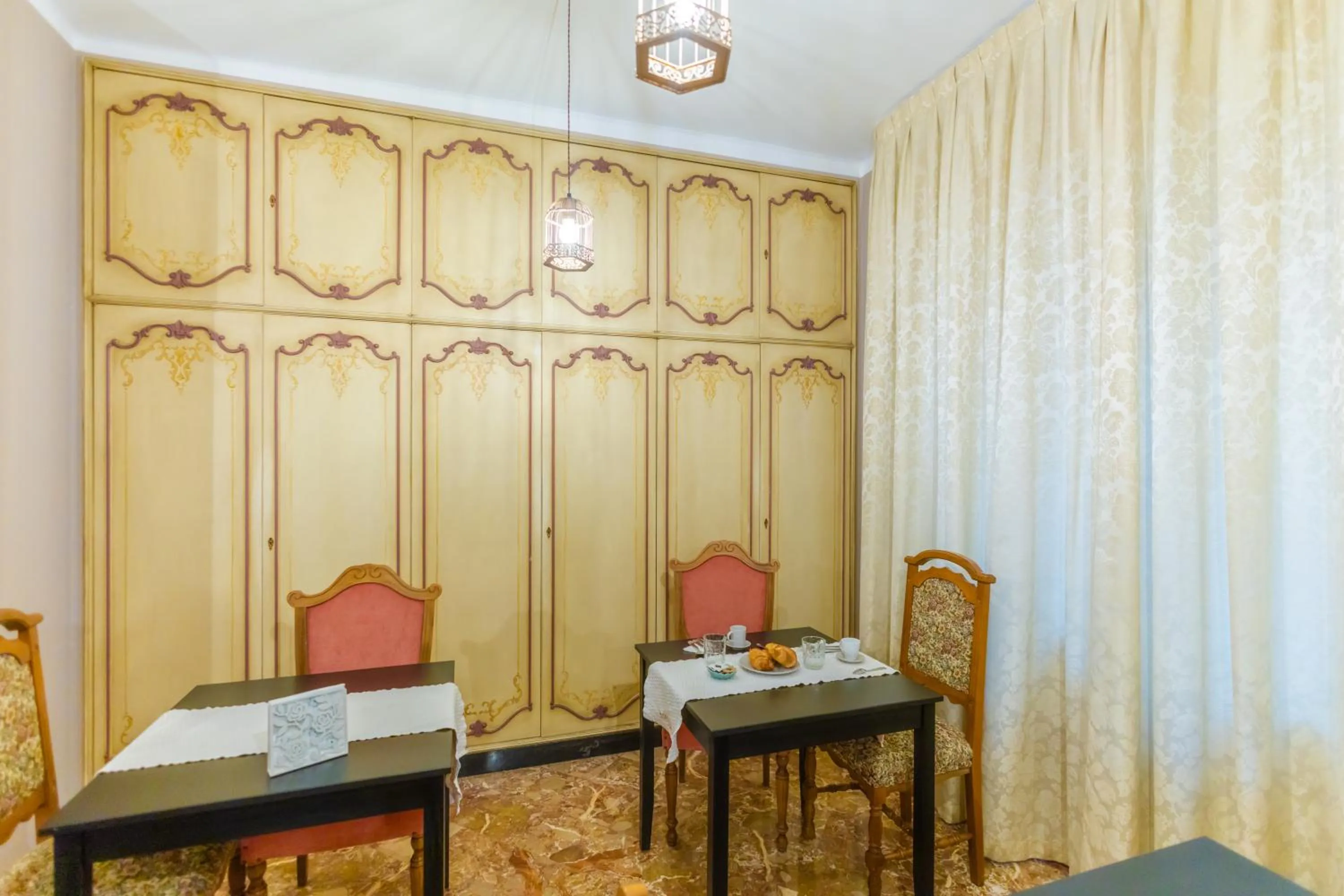 Breakfast in Bari Antica Boutique B&B