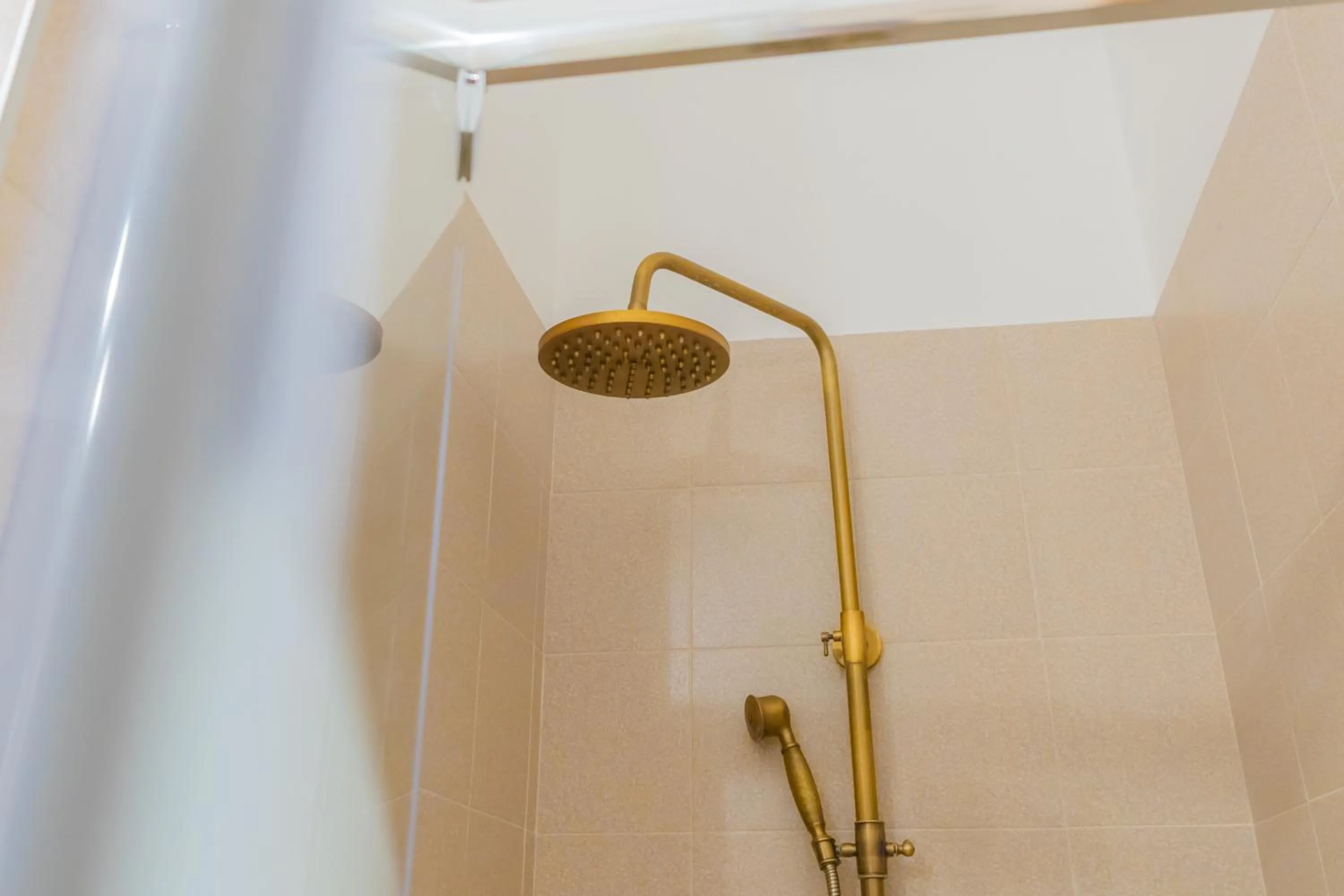 Shower in Bari Antica Boutique B&B