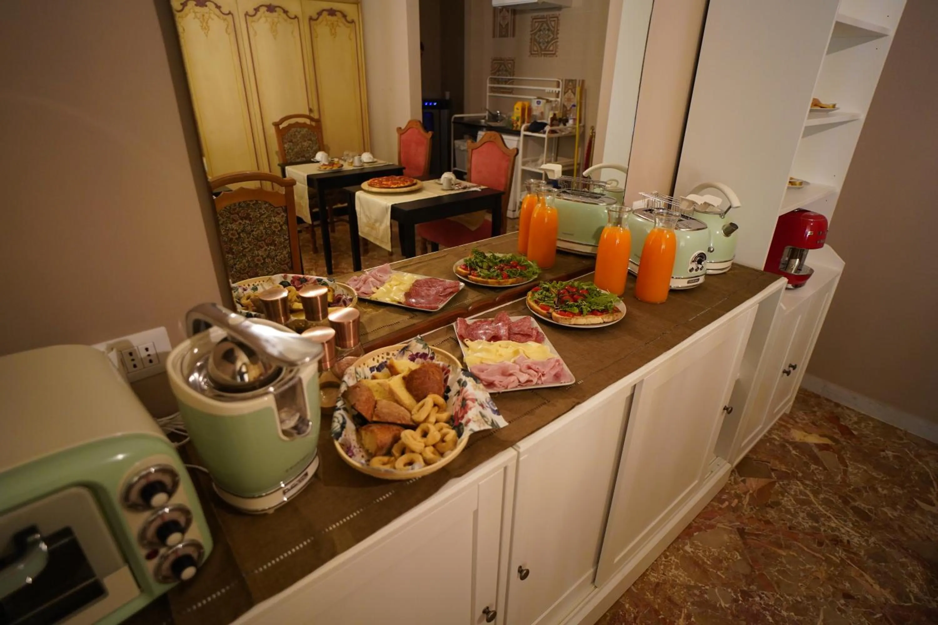 Breakfast in Bari Antica Boutique B&B
