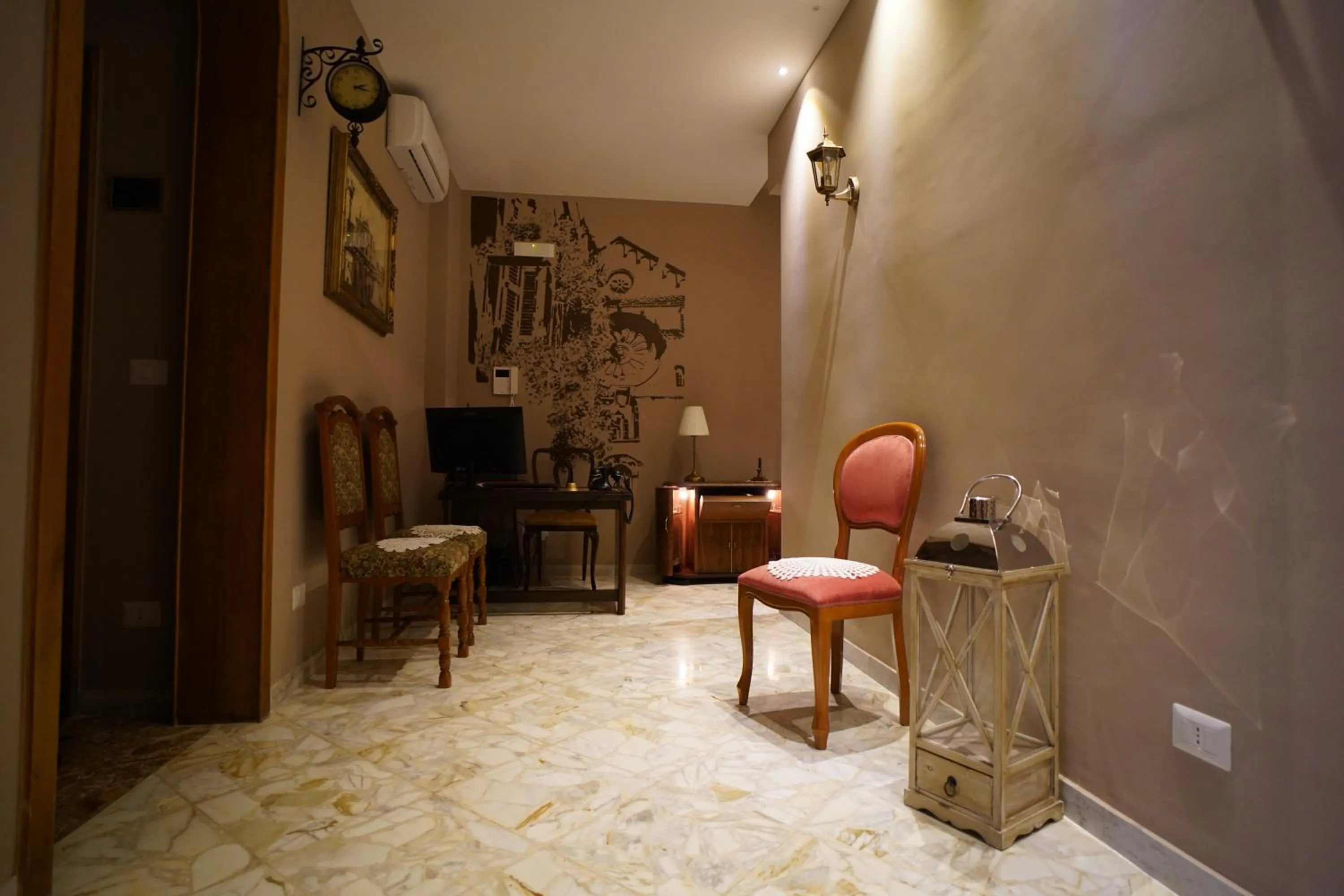 Lobby or reception in Bari Antica Boutique B&B