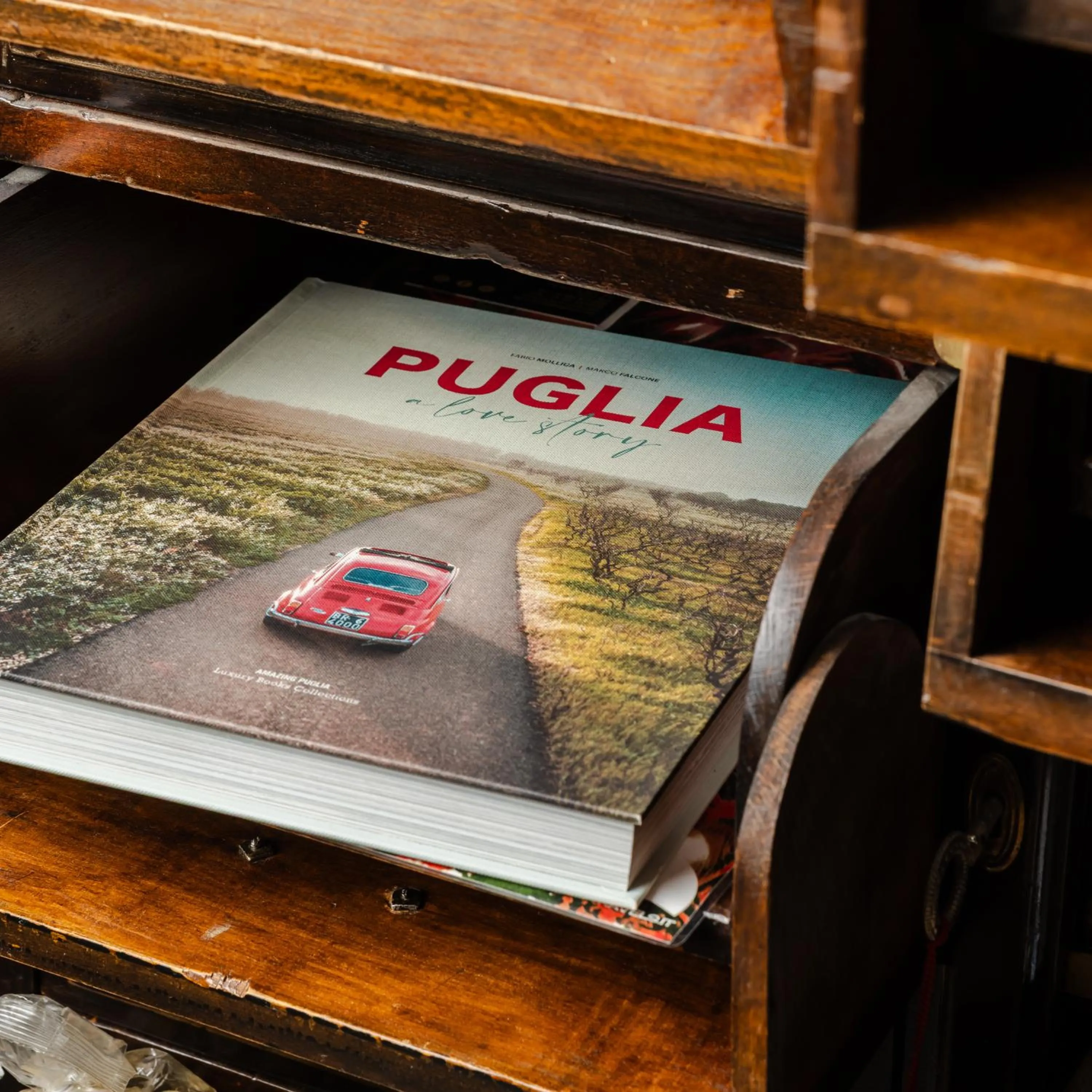 Decorative detail in Bari Antica Boutique B&B