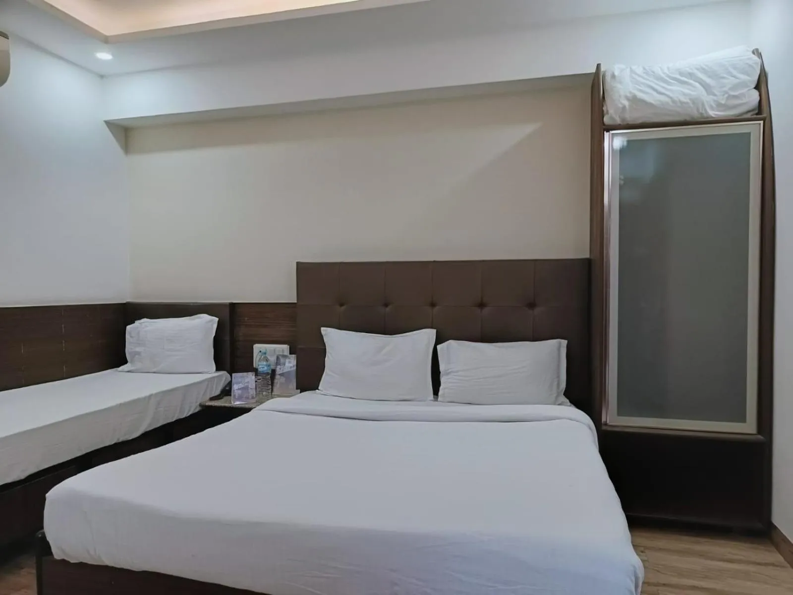 Photo of the whole room, Bed in Alba Premier, Indore