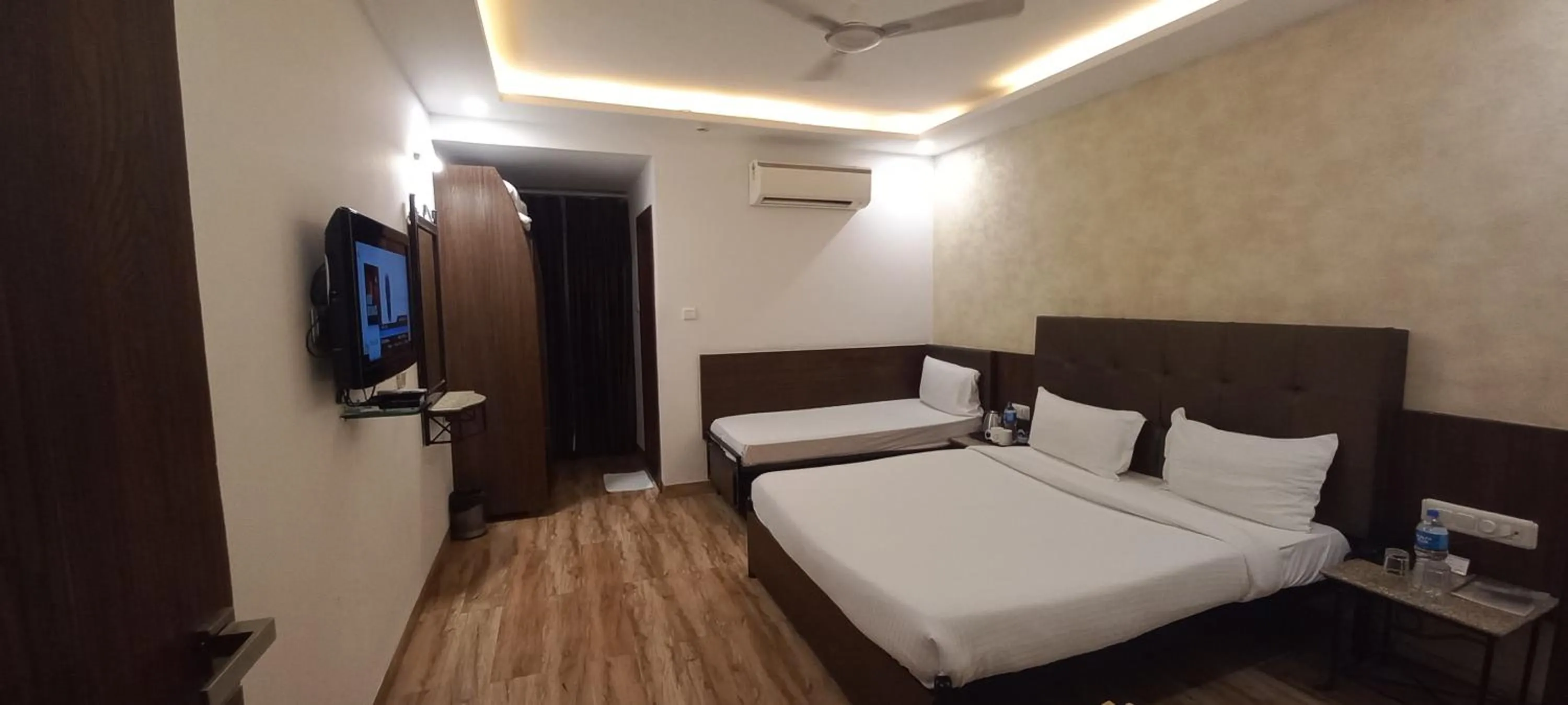 Photo of the whole room, Bed in Alba Premier, Indore