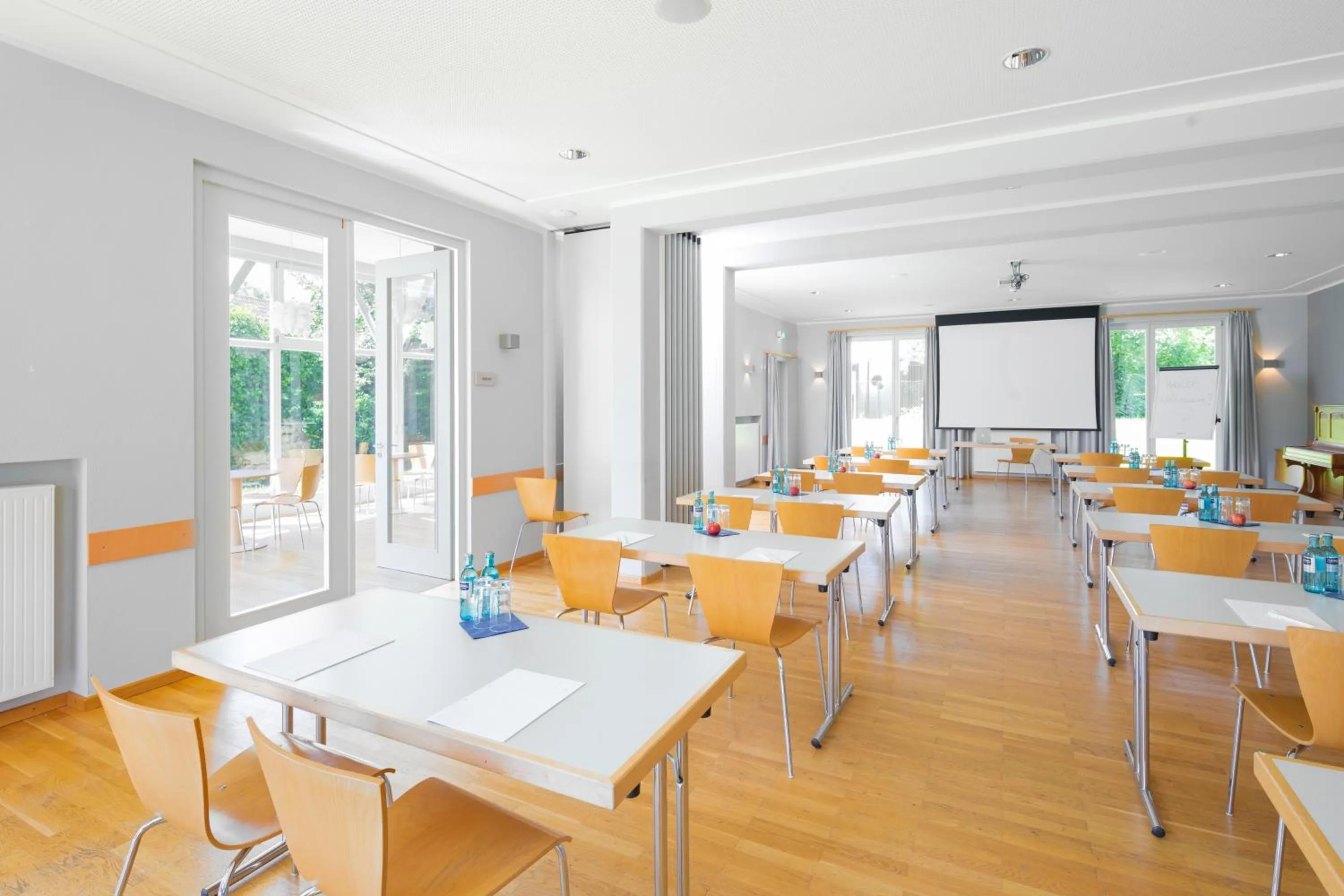 Meeting/conference room in JUFA Hotel Nördlingen