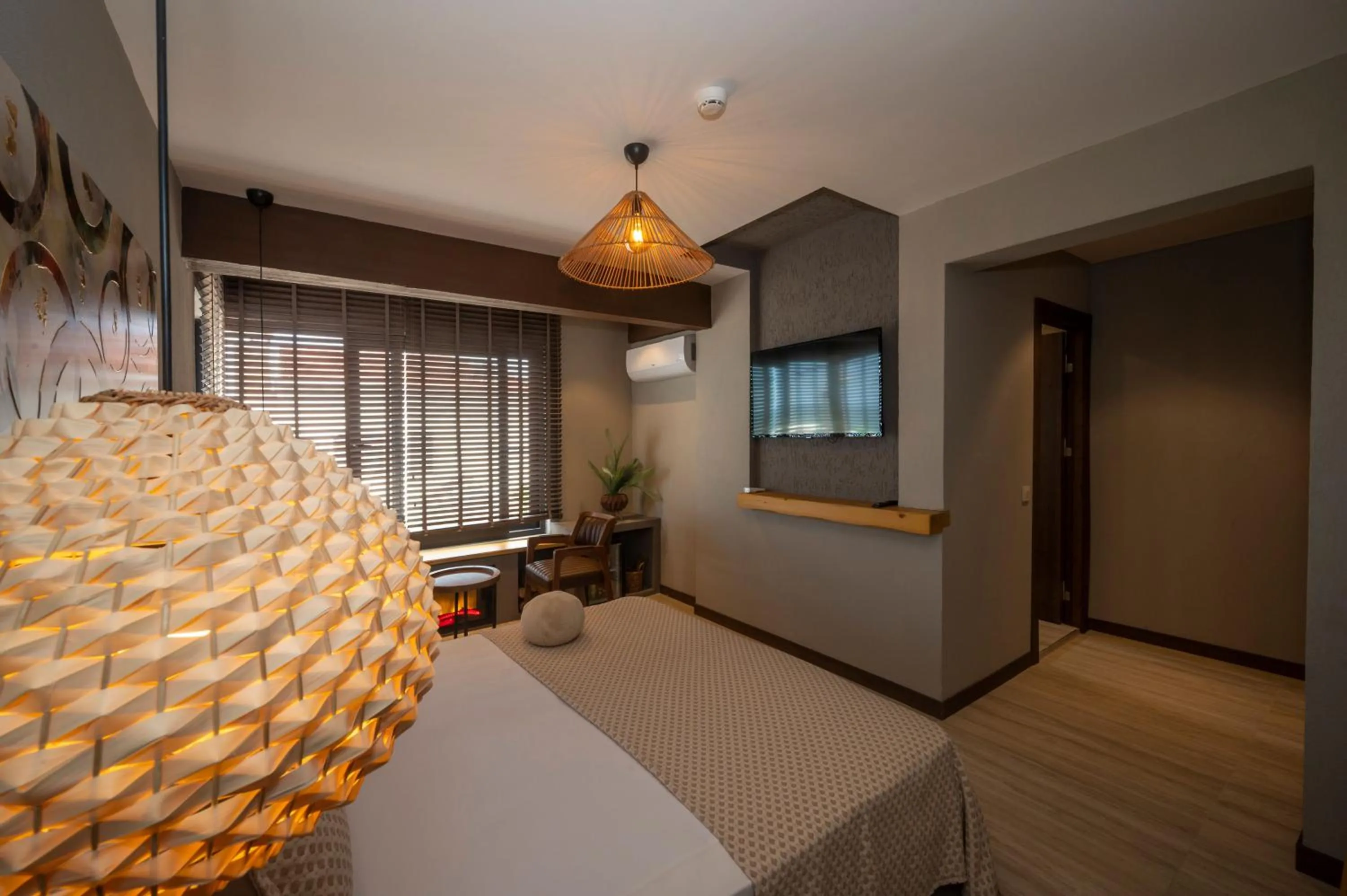 Photo of the whole room, Bed in Villa Siesta Hotel Istanbul Airport