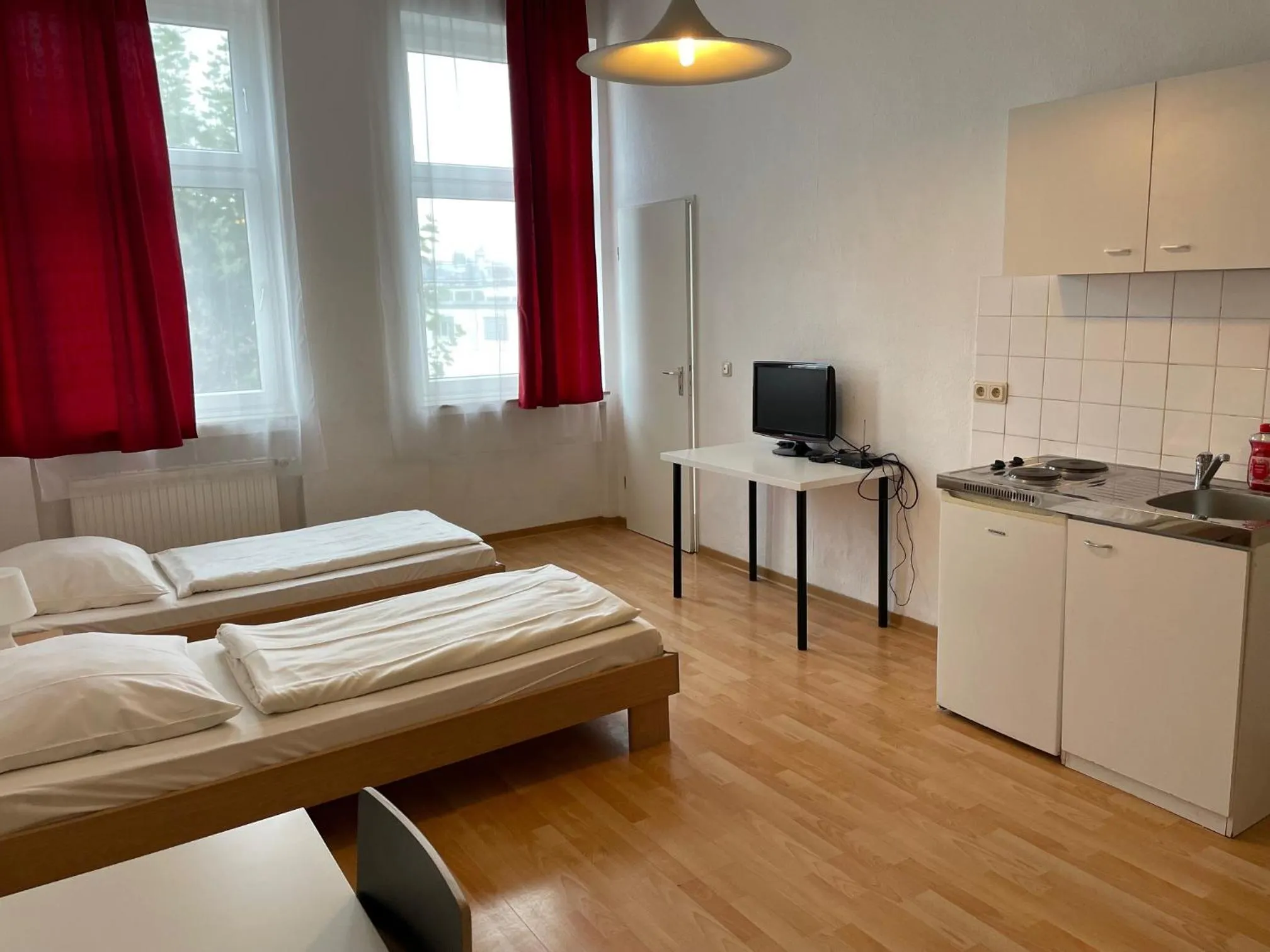 TV and multimedia in Hotel Westend