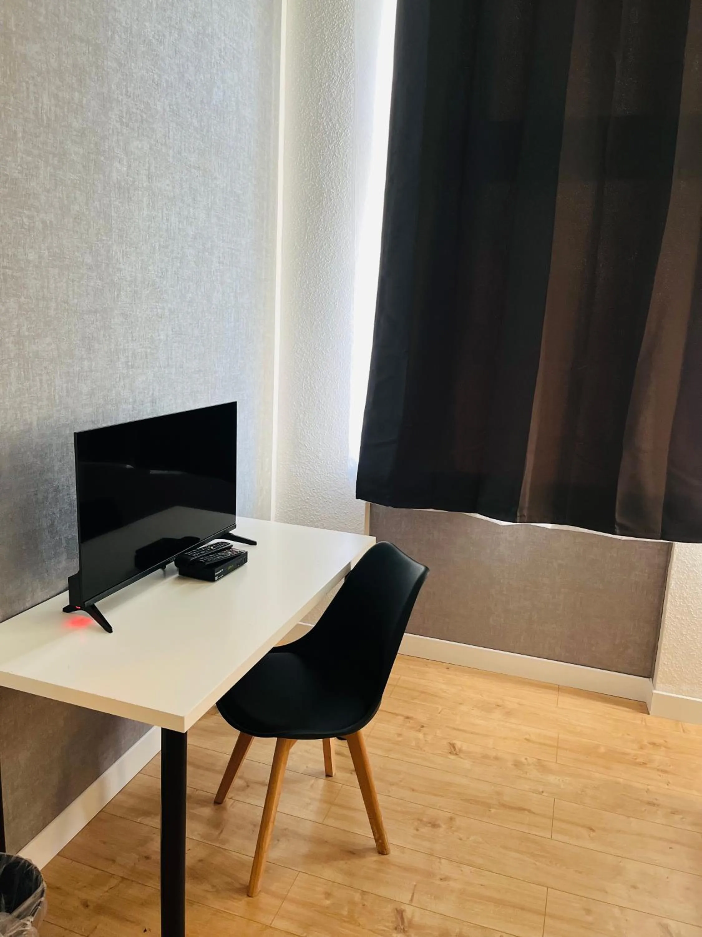 TV and multimedia in Hotel Westend