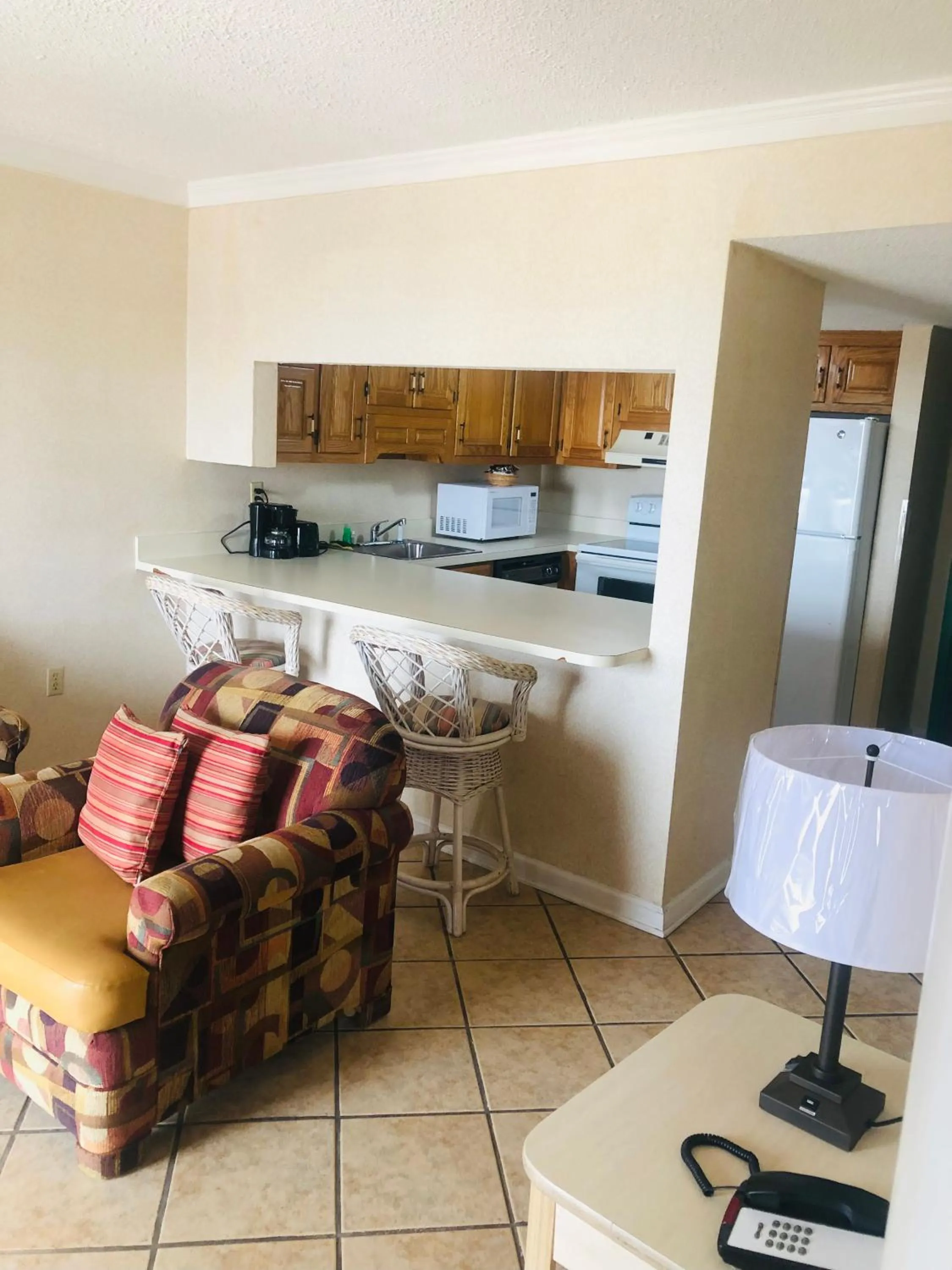 Kitchen or kitchenette in Quail Inn and Suites - Myrtle Beach