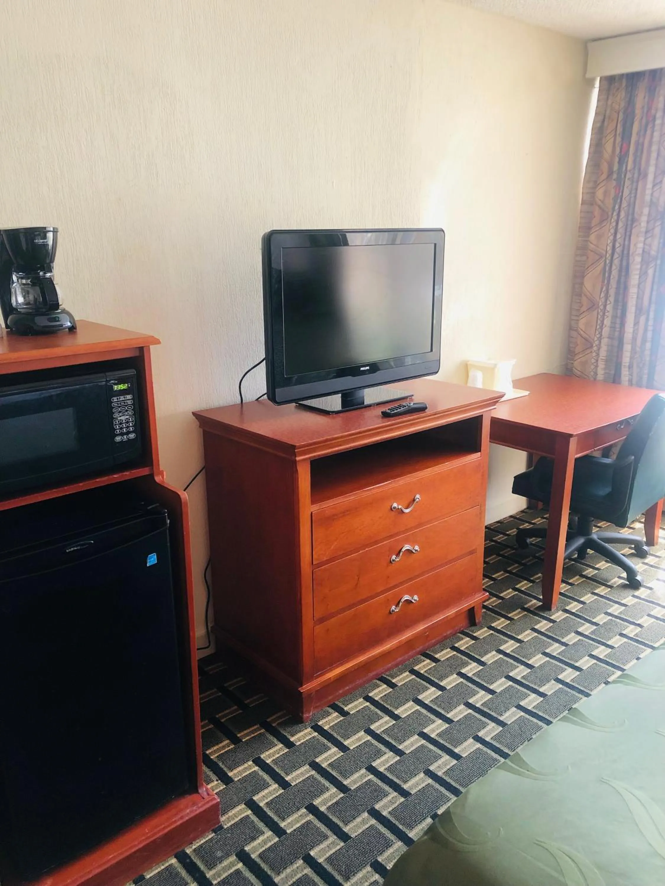 Bedroom in Quail Inn and Suites - Myrtle Beach