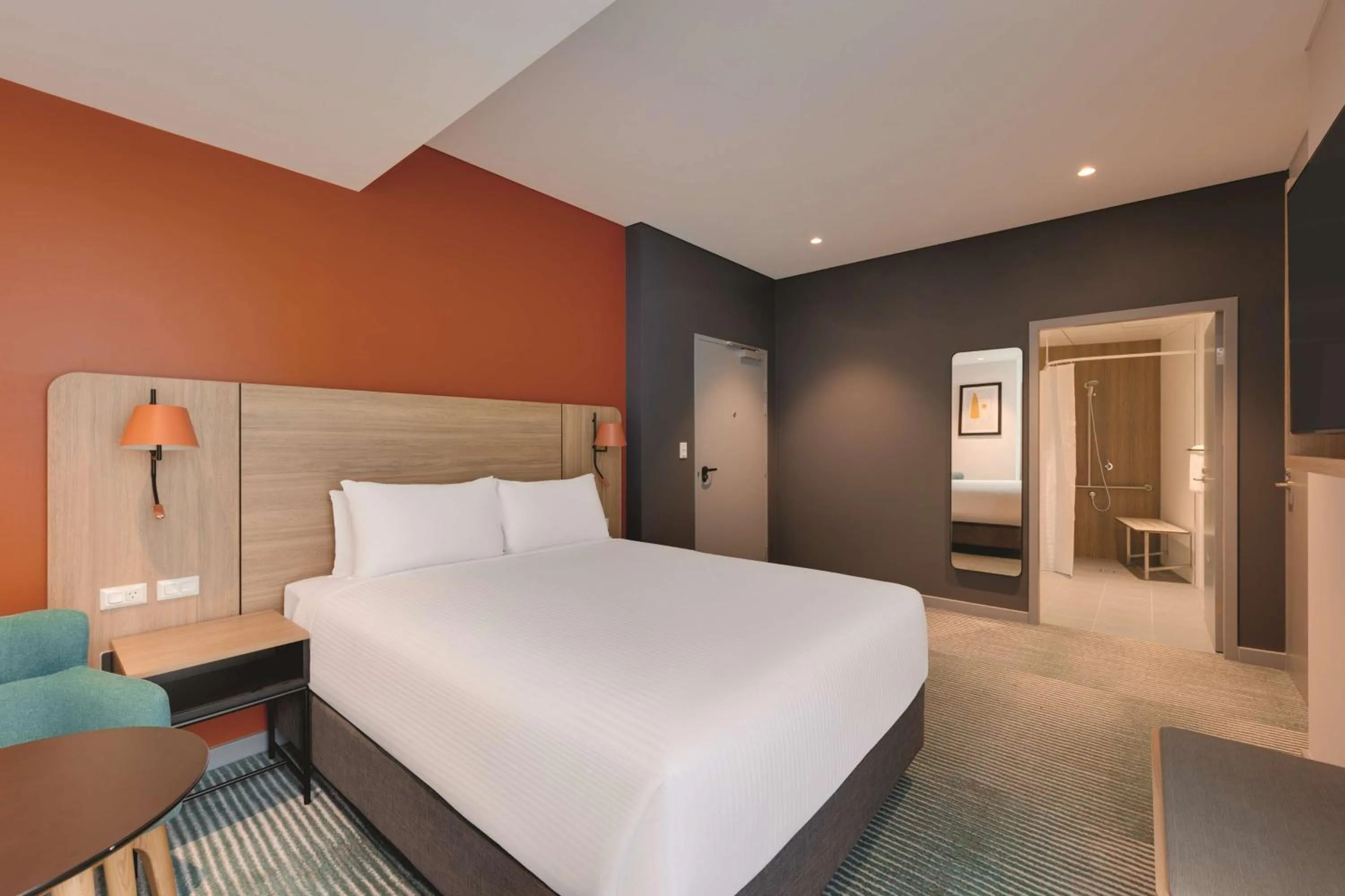 Bedroom, Bed in Travelodge Hotel Hurstville Sydney