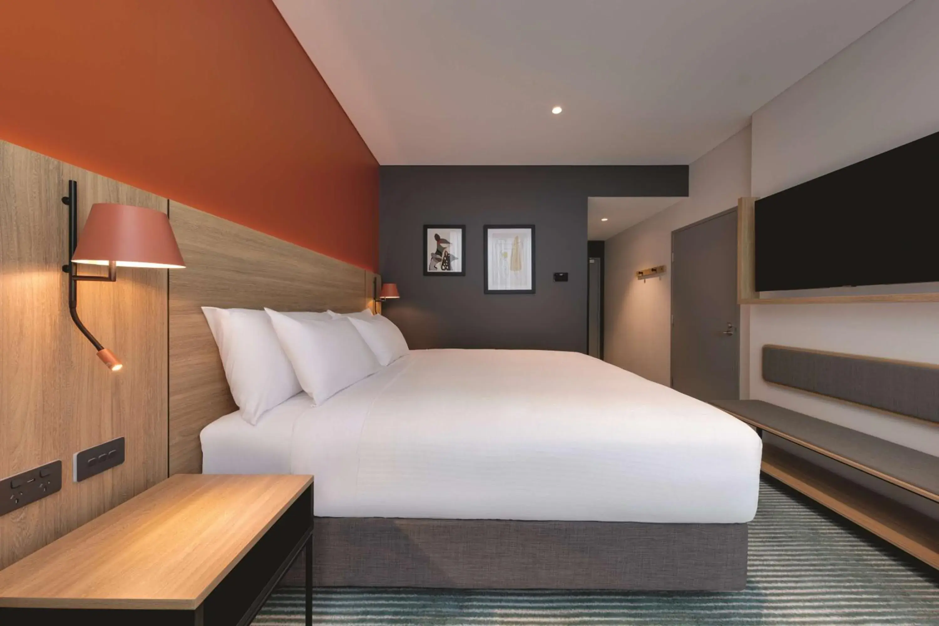 Queen Room in Travelodge Hotel Hurstville Sydney Queen Room in Travelodge Hotel Hurstville Sydney
