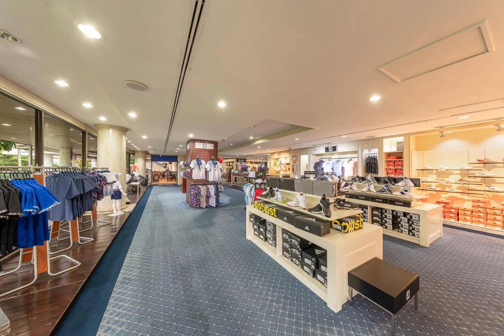 On-site shops in Blue Canyon Country Club