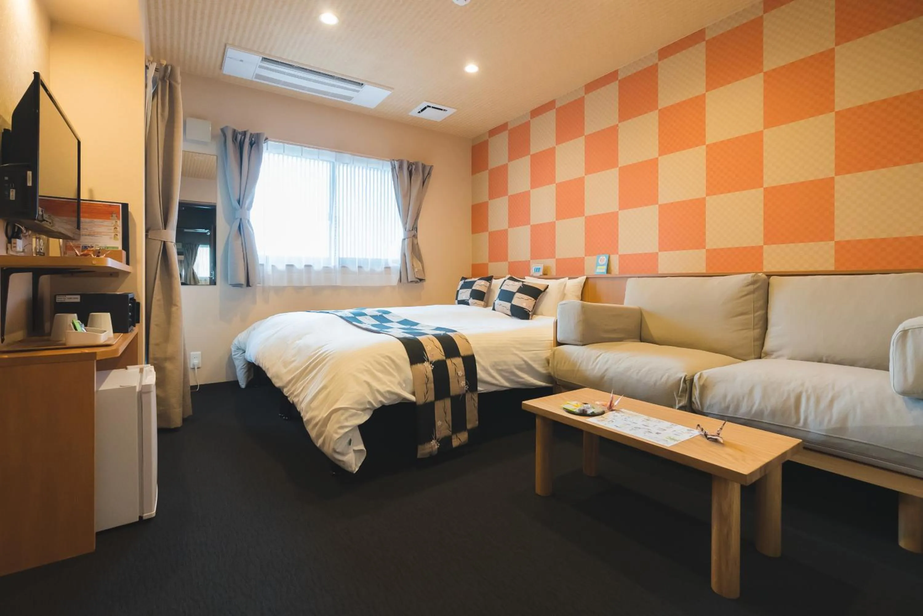 Photo of the whole room, Bed in Kyoto Earth Hotel