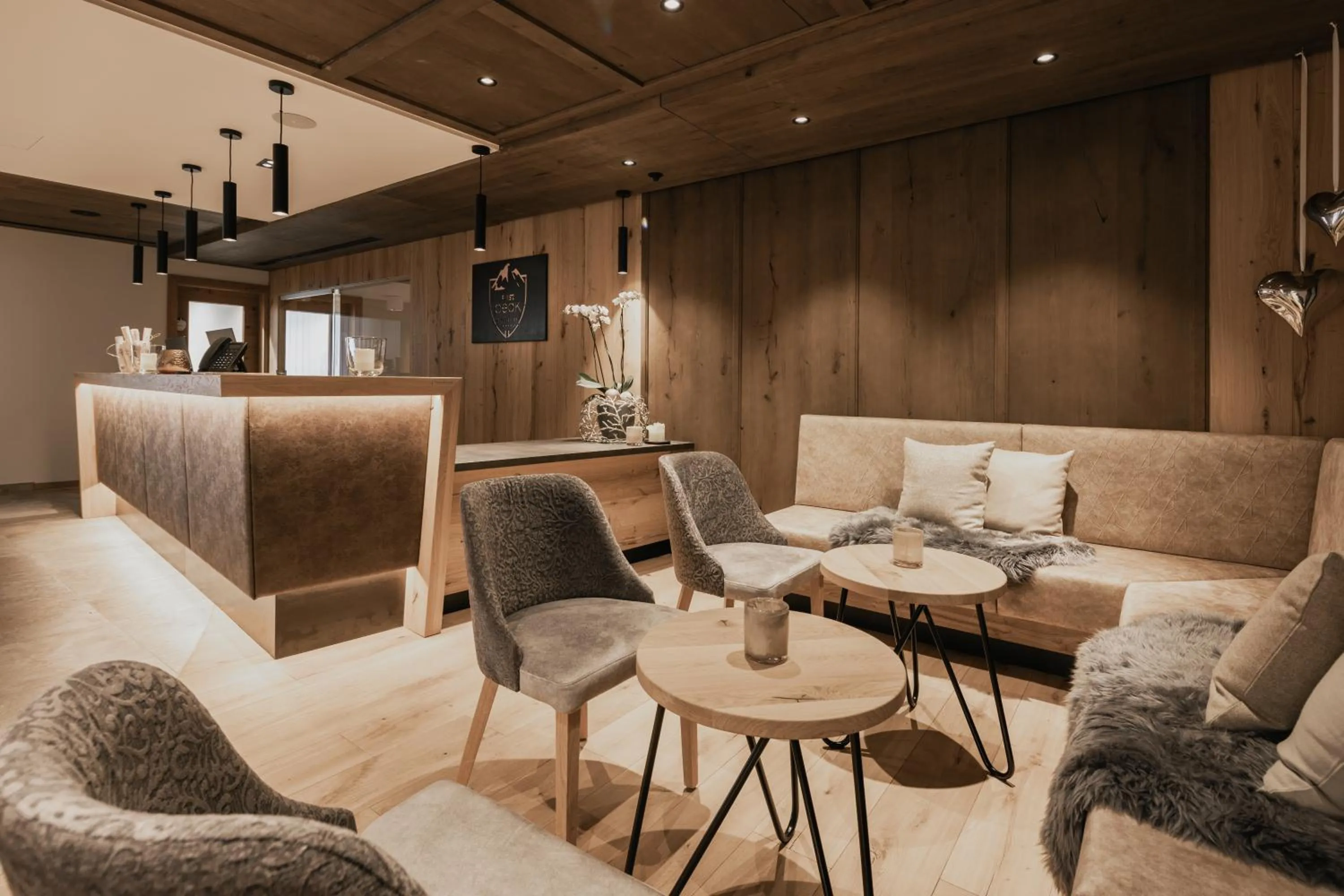 Lobby or reception in FIRSTpeak Zauchensee