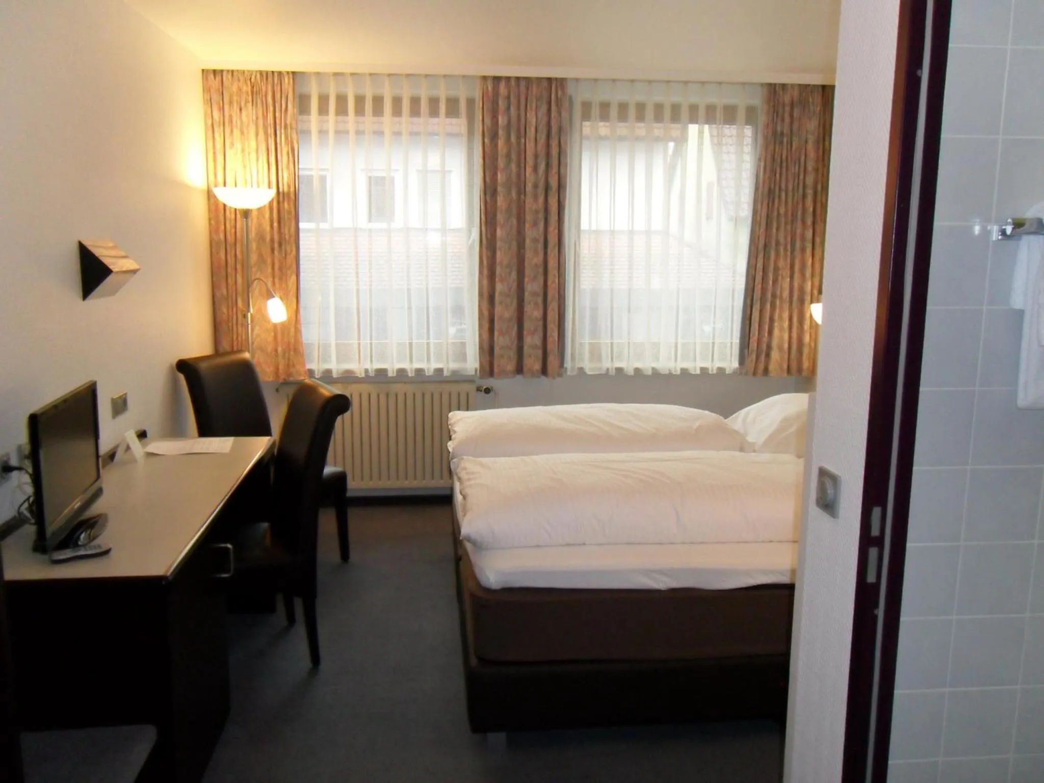 Photo of the whole room, Bed in Hotel Gasthof Traube