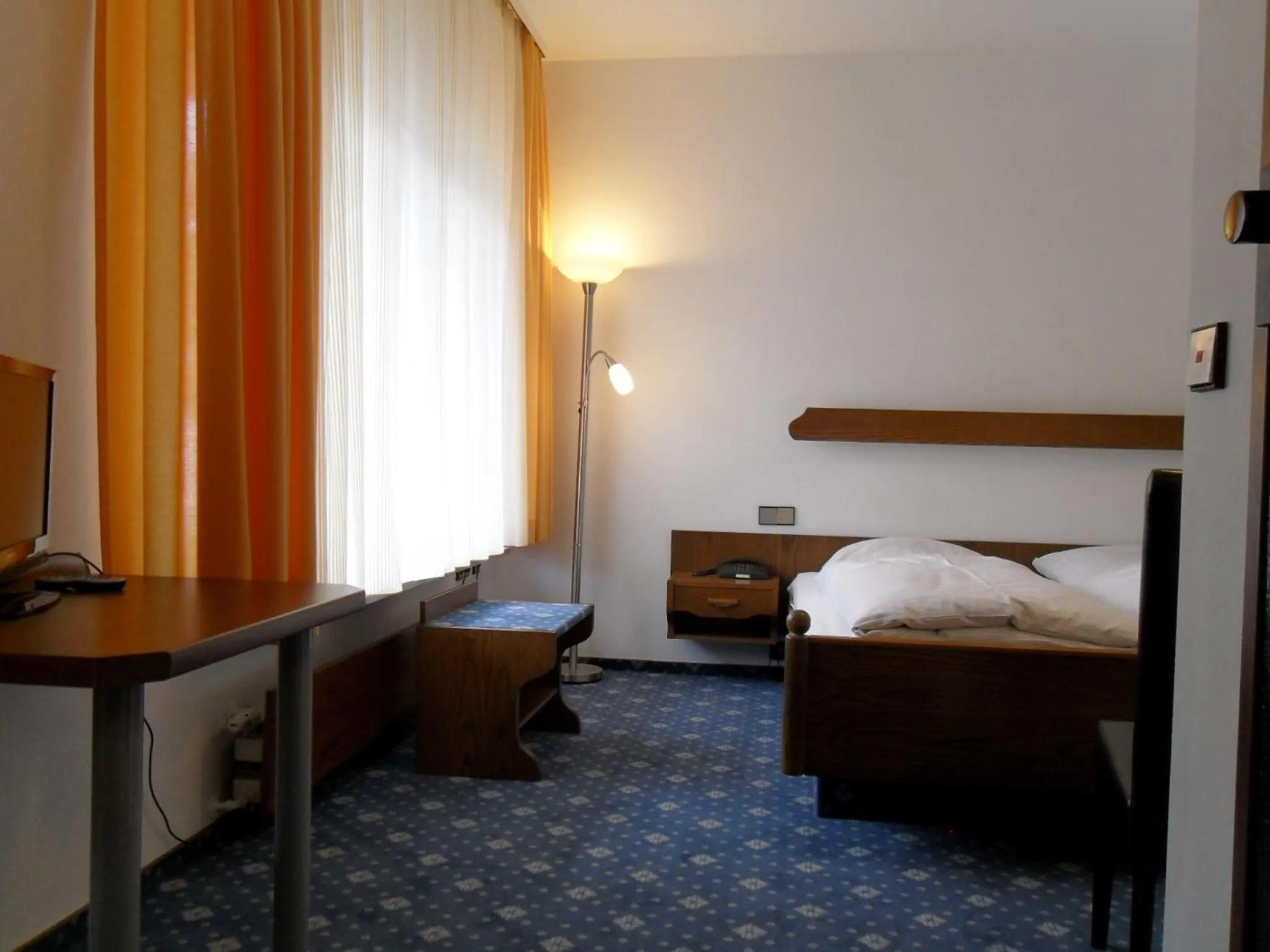 Photo of the whole room, Bed in Hotel Gasthof Traube