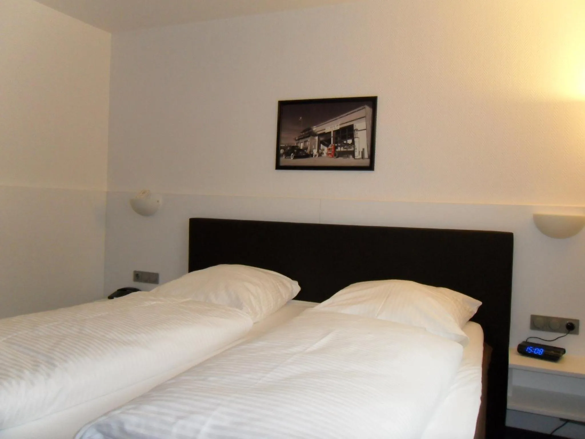 Photo of the whole room, Bed in Hotel Gasthof Traube
