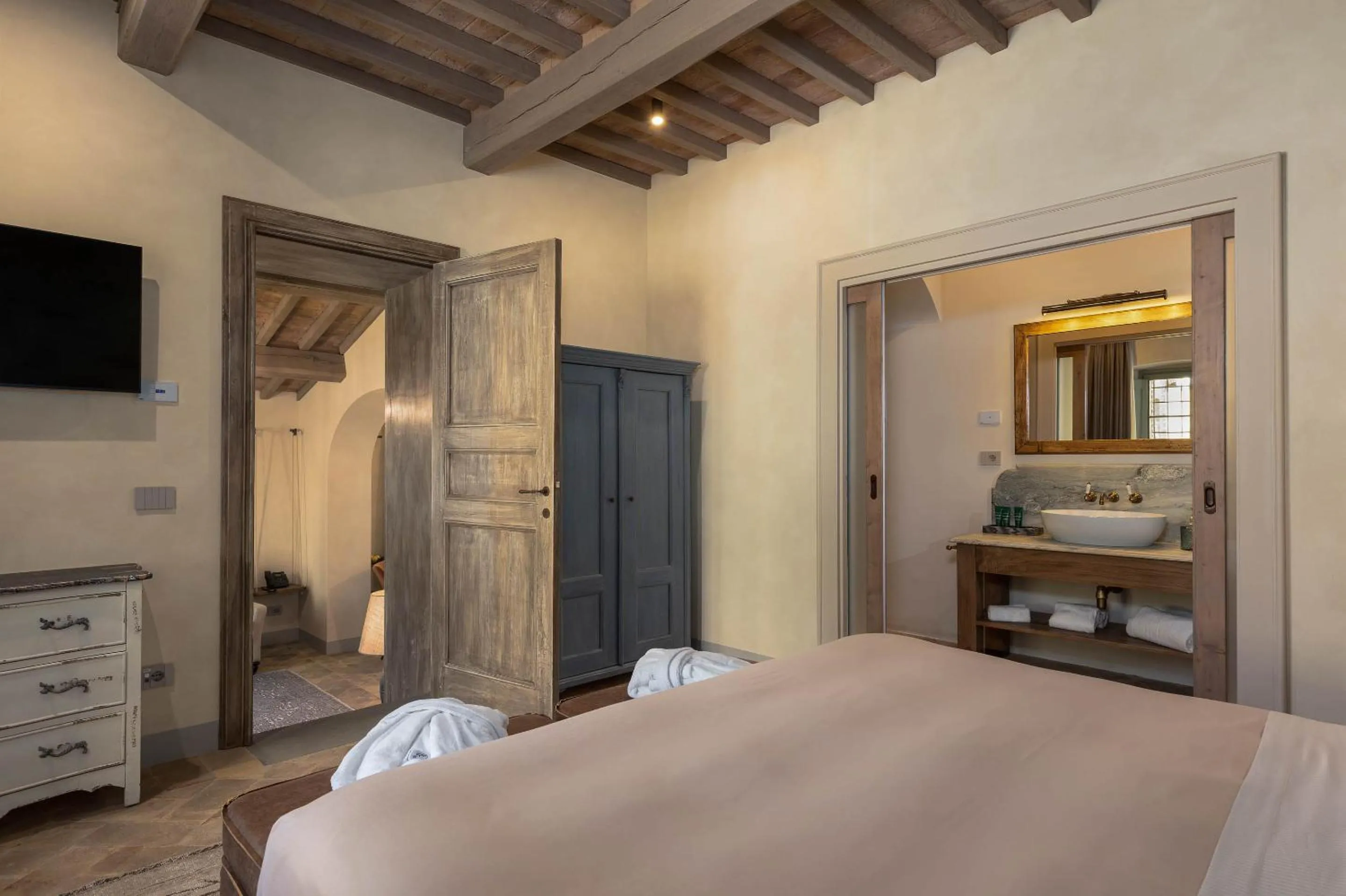 Bedroom, Bed in I Borghi dell'Eremo