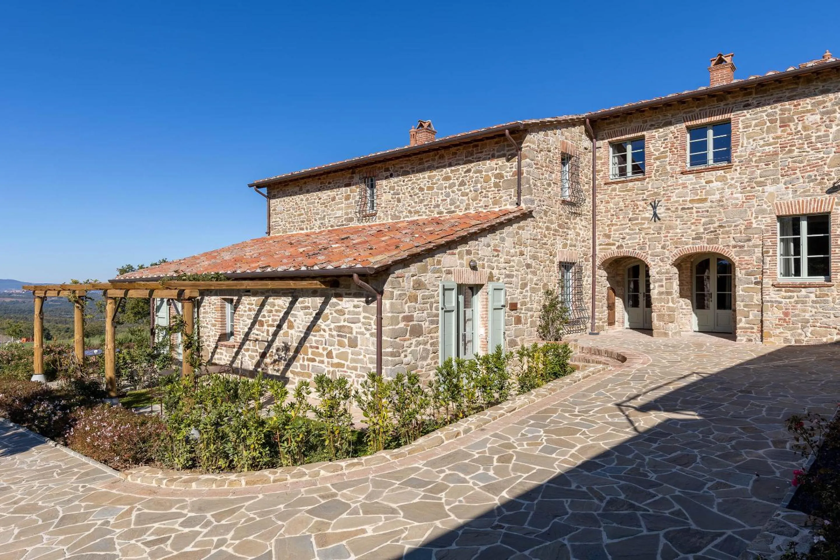 Property building in I Borghi dell'Eremo