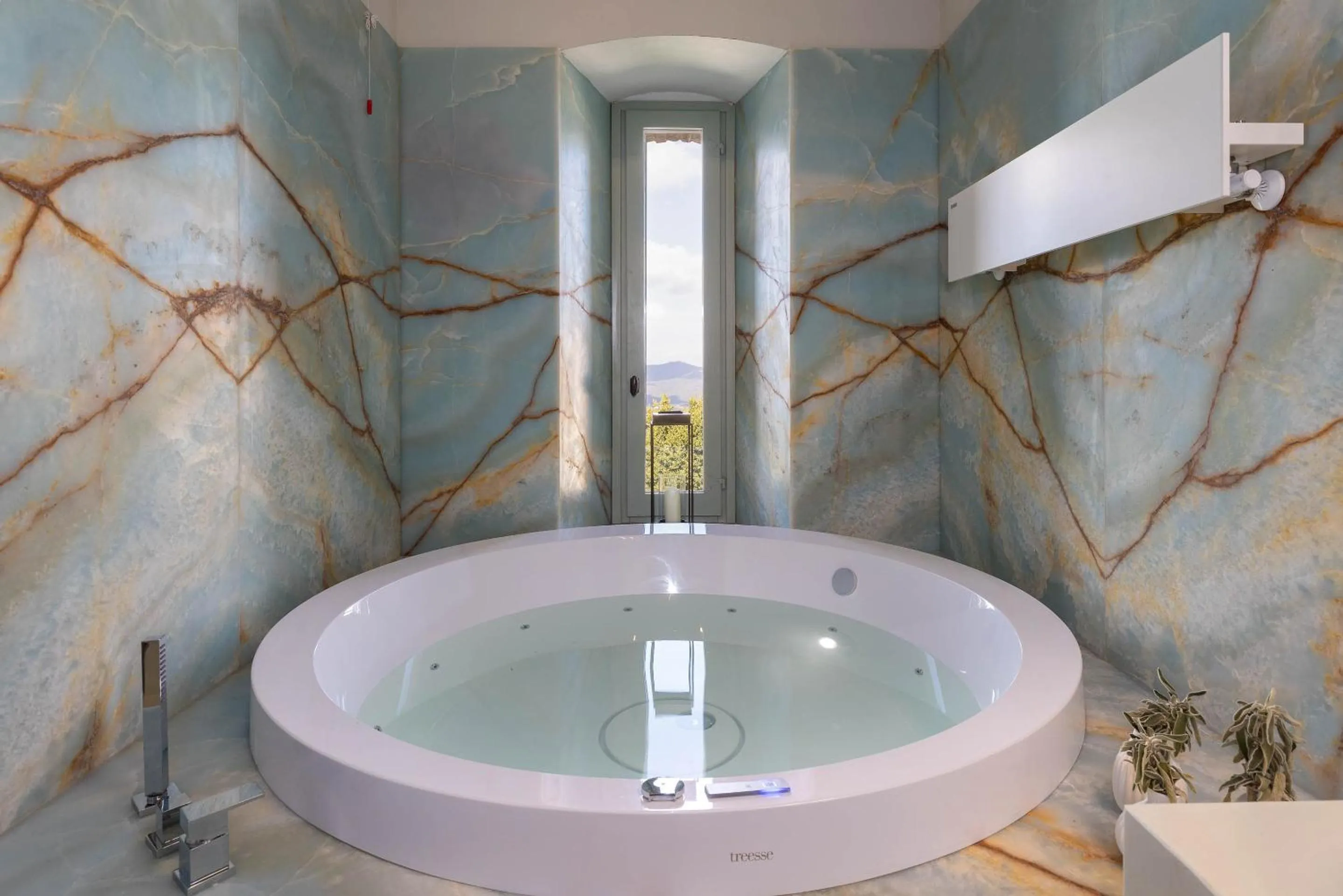 Lake view in I Borghi dell'Eremo