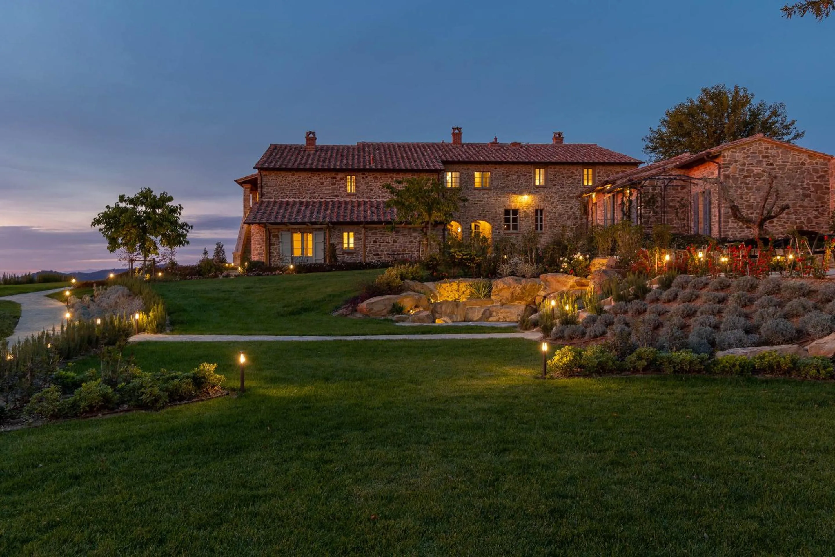 Property building in I Borghi dell'Eremo
