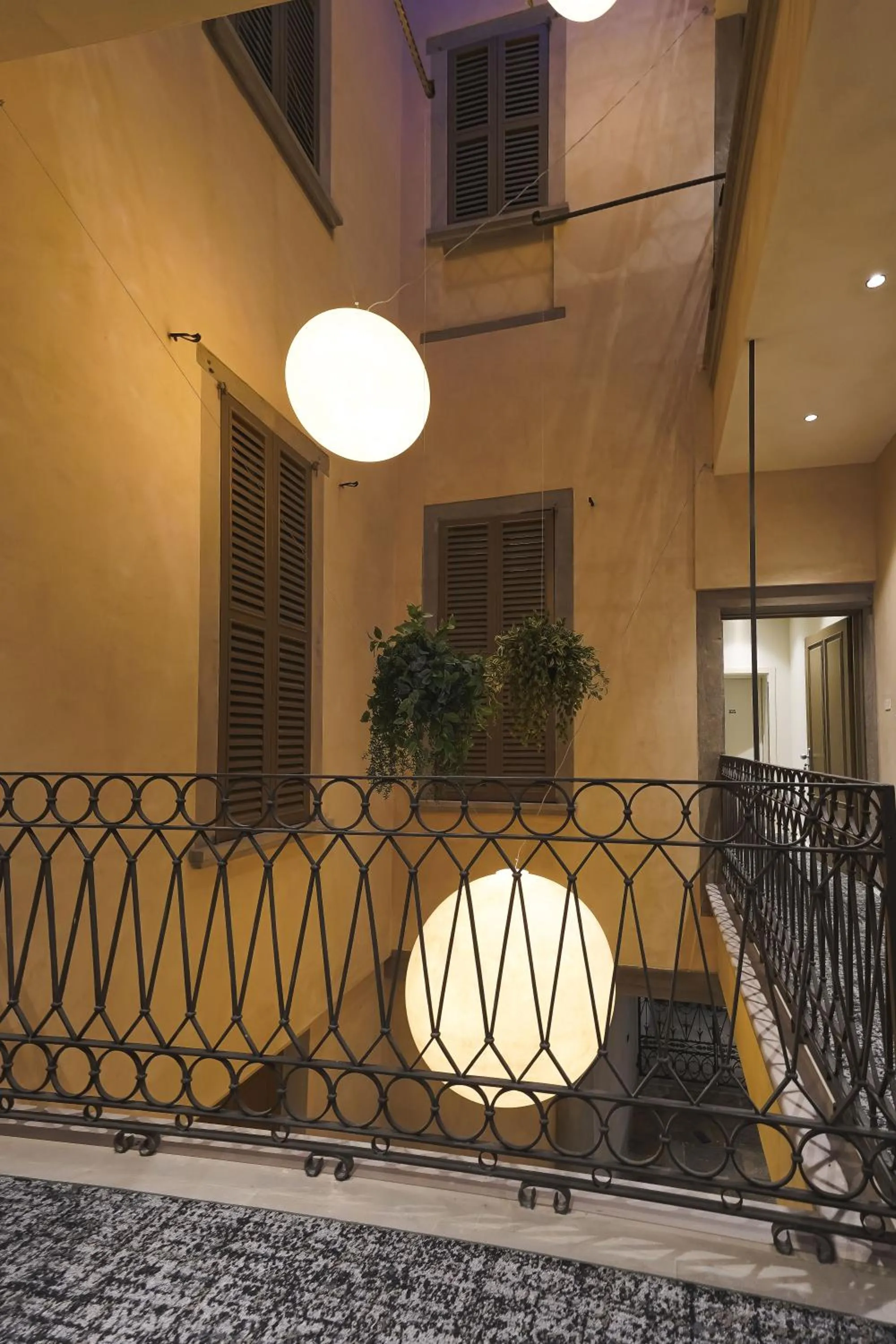 Decorative detail in Bergamo INN 21