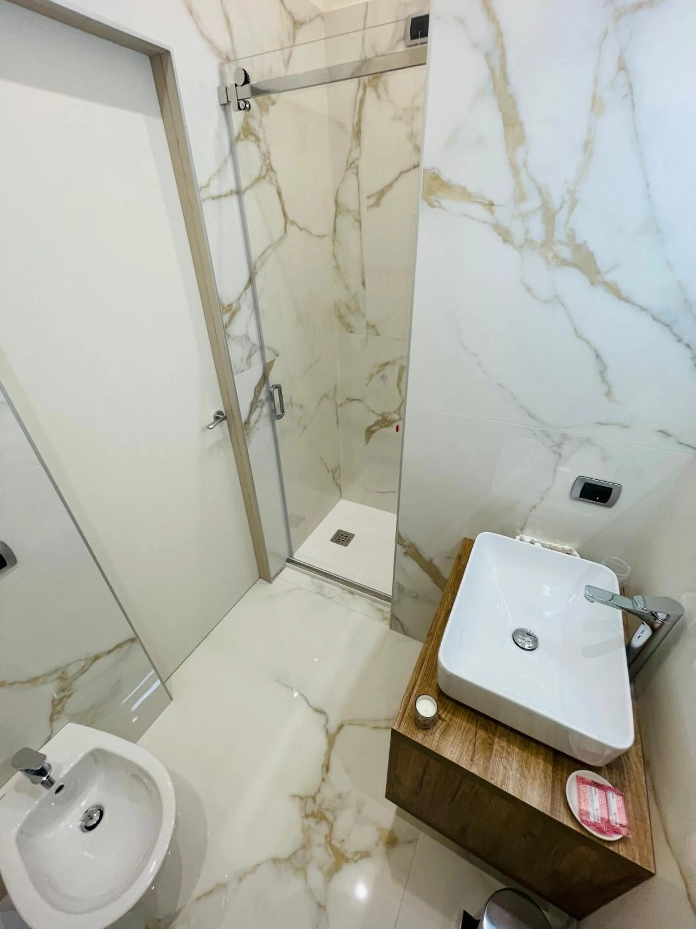 Bathroom in L’Arco Bed&Breakfast