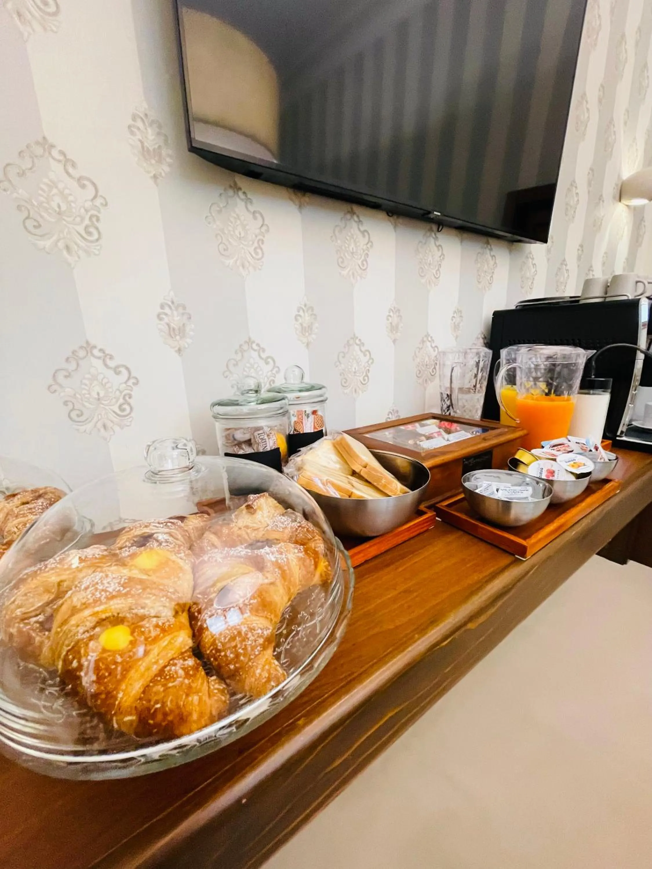 Breakfast in L’Arco Bed&Breakfast