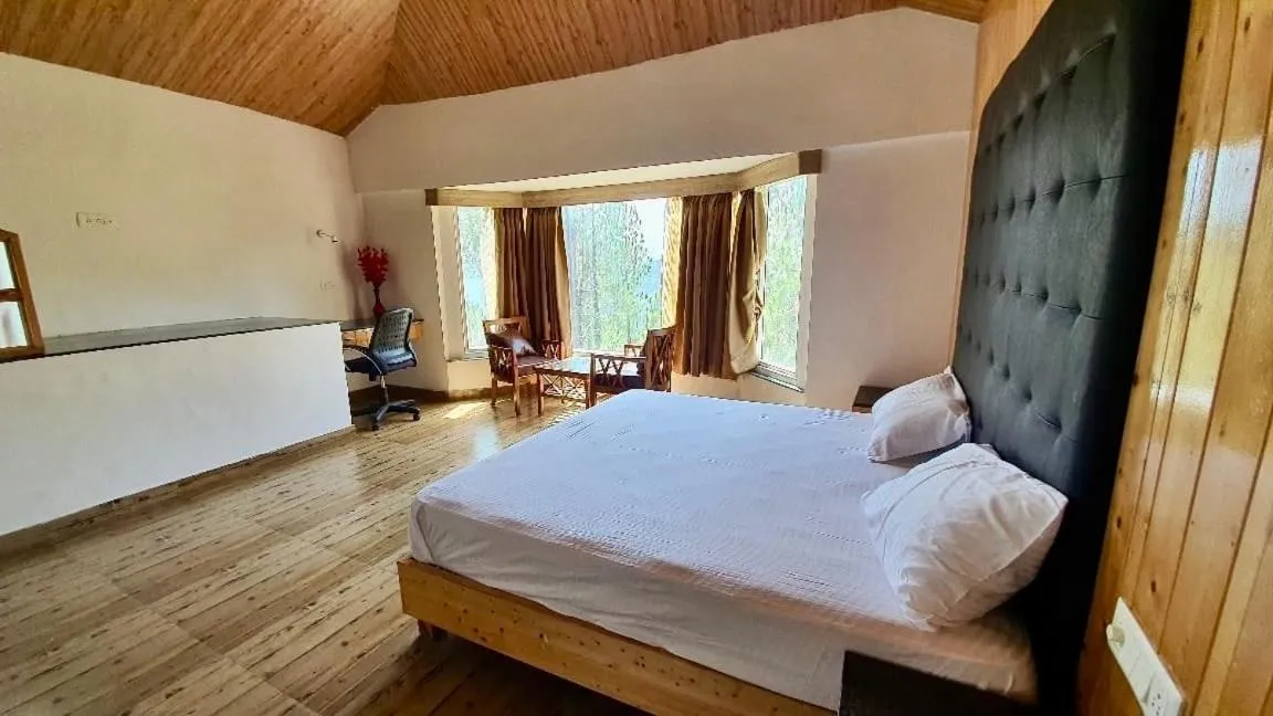 Bed in Blue Pine Orchards