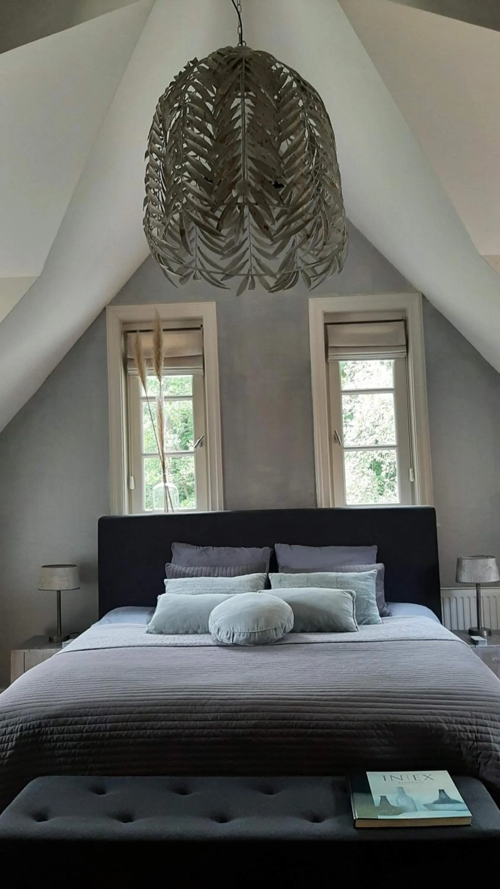 Bed in Huize Koempoelan