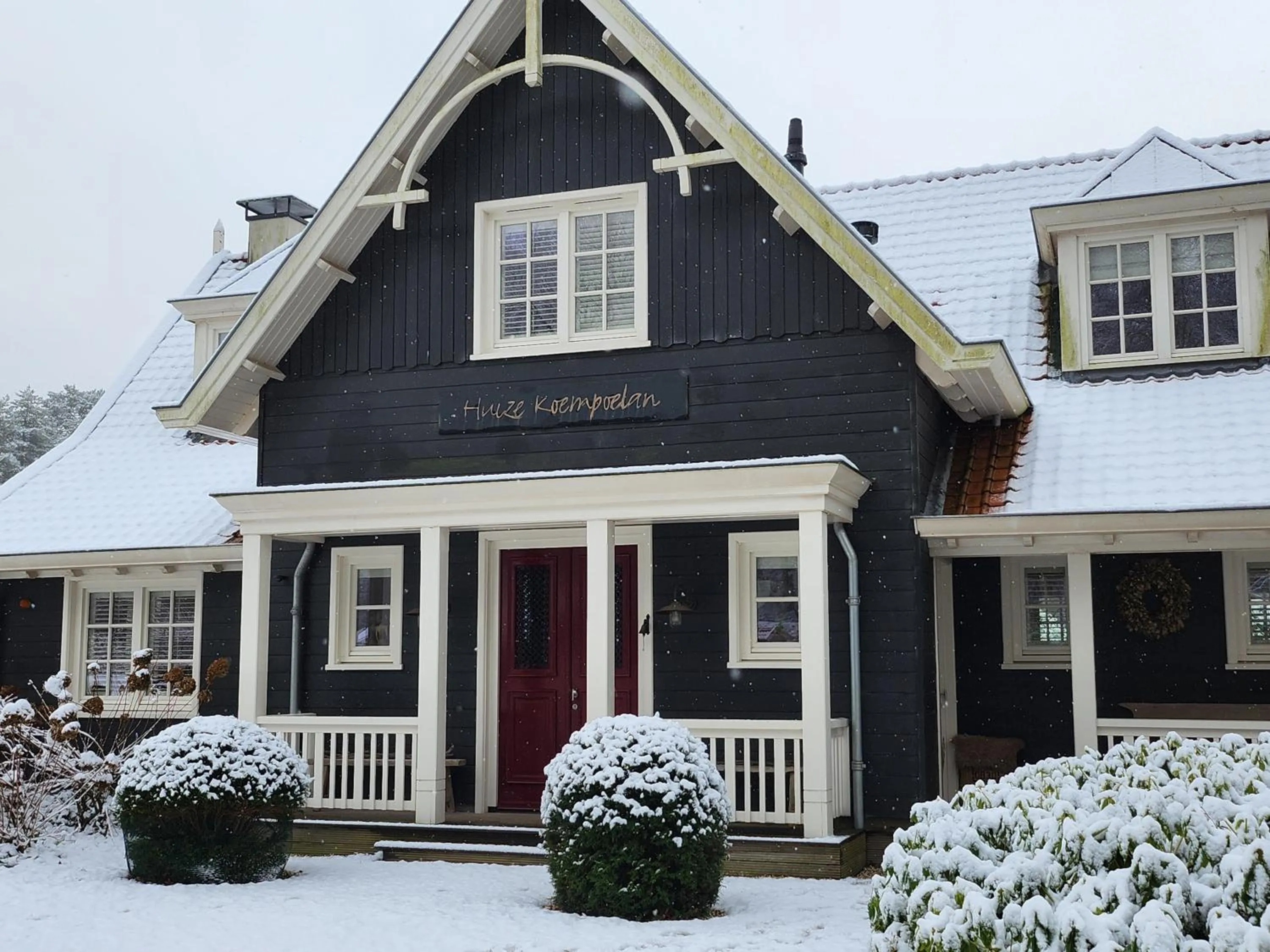 Huize Koempoelan