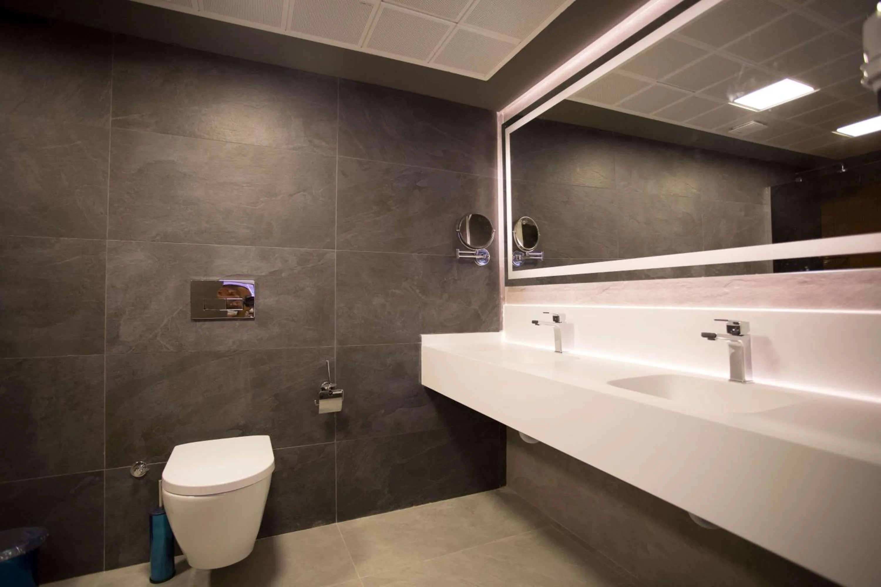 Bathroom in Days Hotel by Wyndham Ankara Cankaya