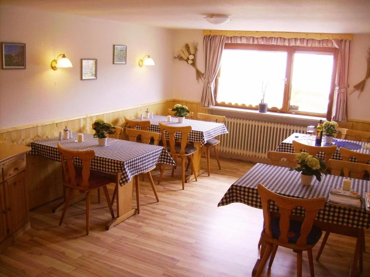 Restaurant/places to eat in Pension Wiesengrund