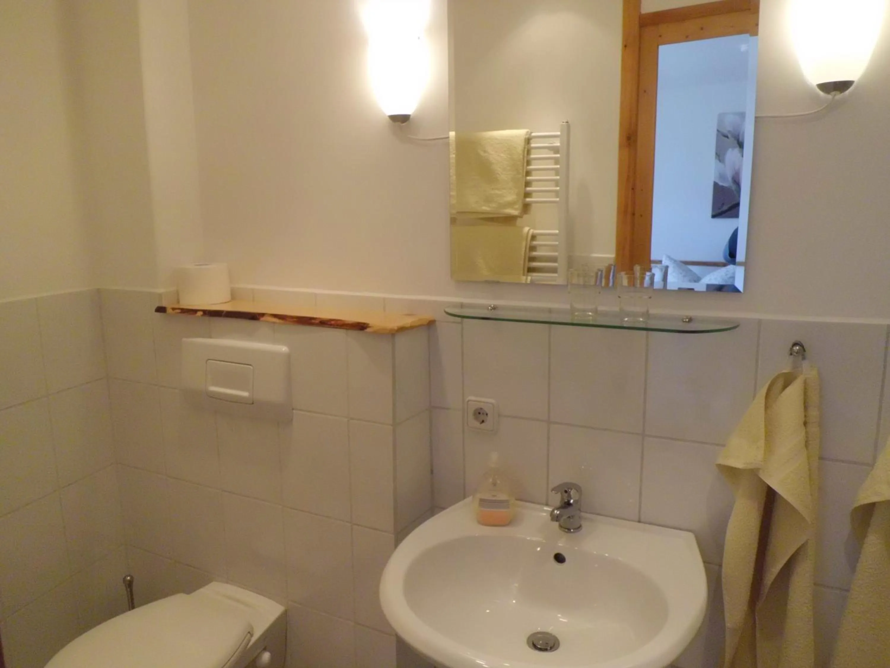 Bathroom in Pension Wiesengrund