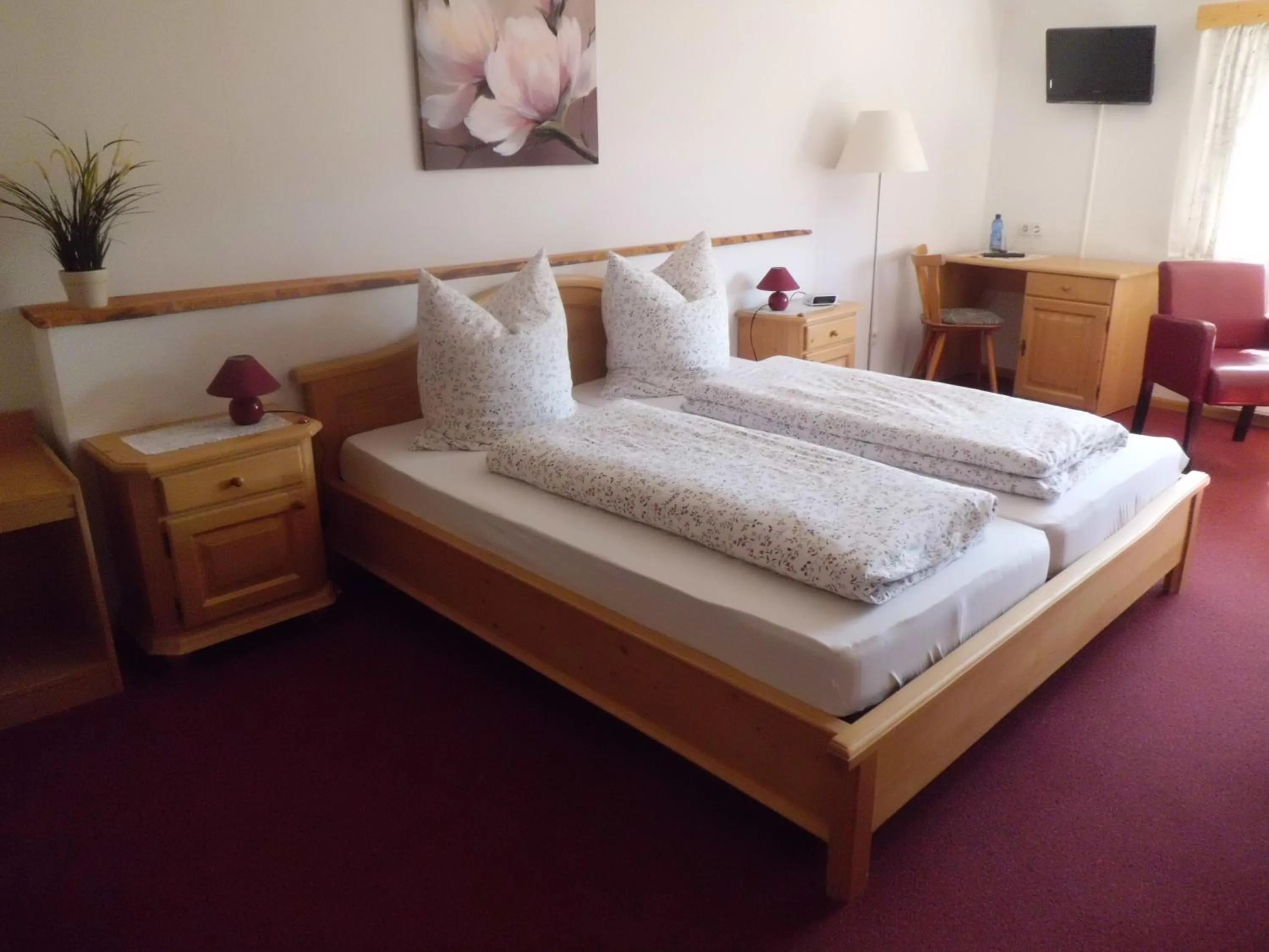 Bed in Pension Wiesengrund
