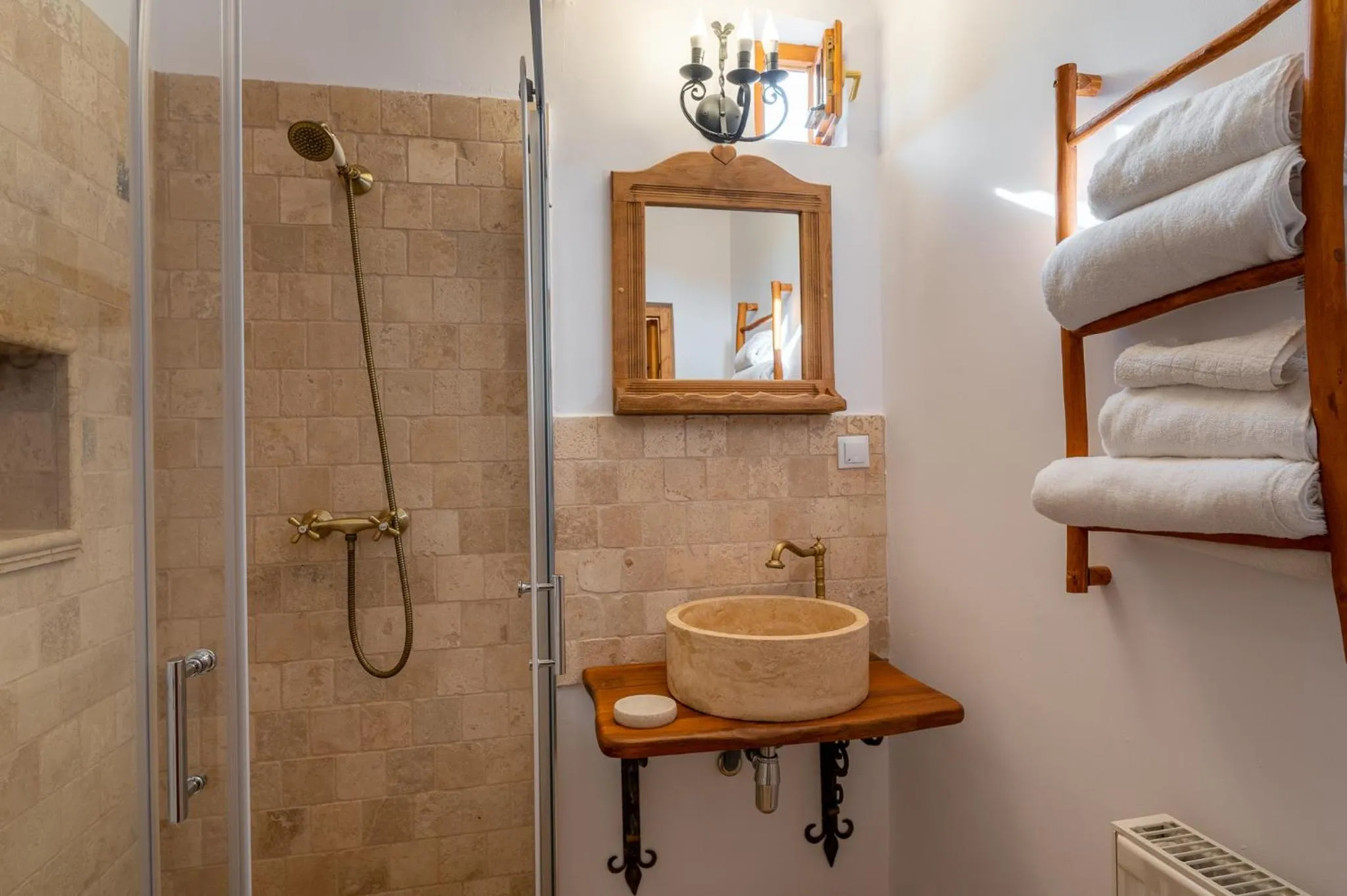 Shower in Boutique Hotel von Graf