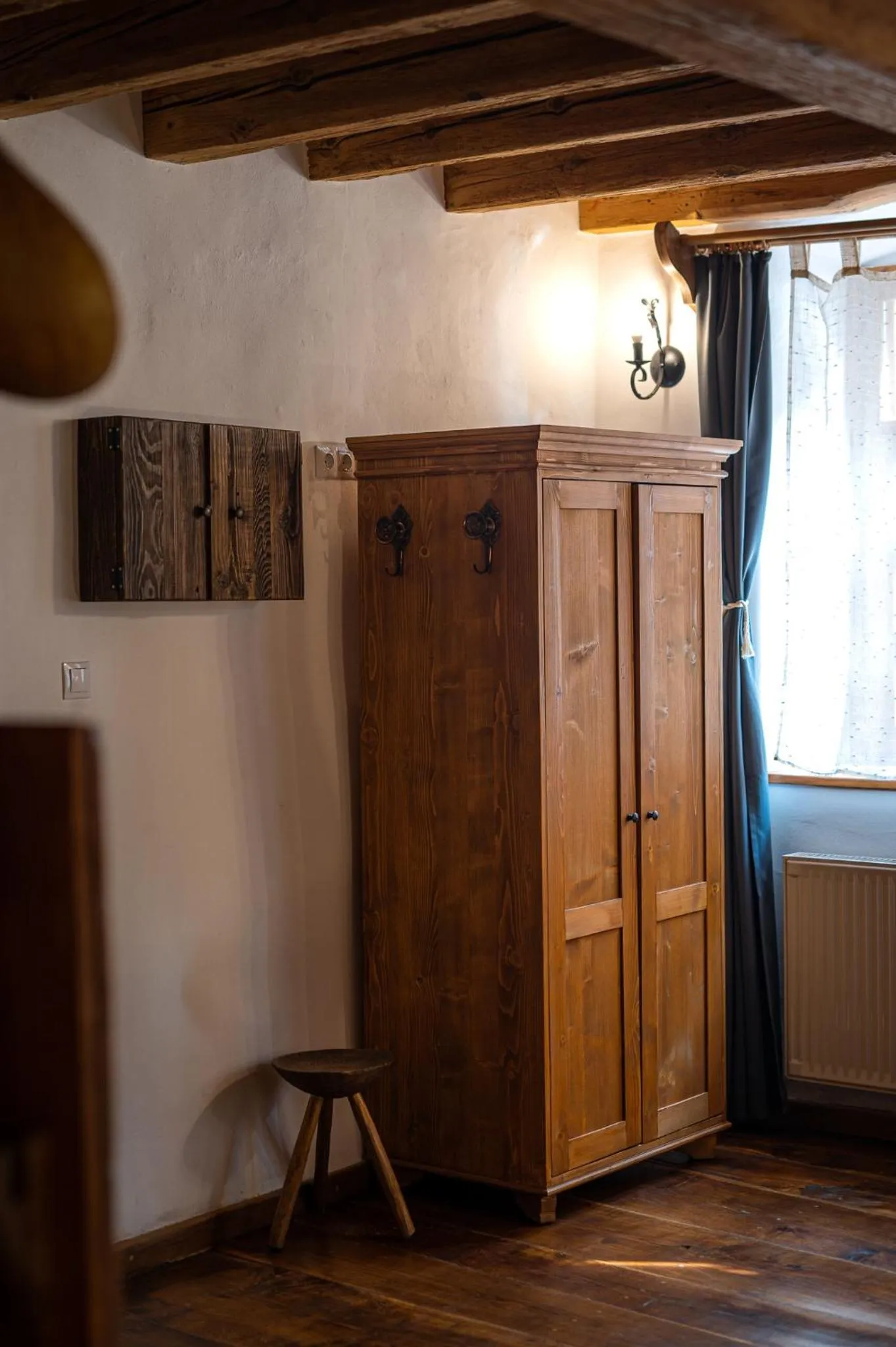 wardrobe in Boutique Hotel von Graf