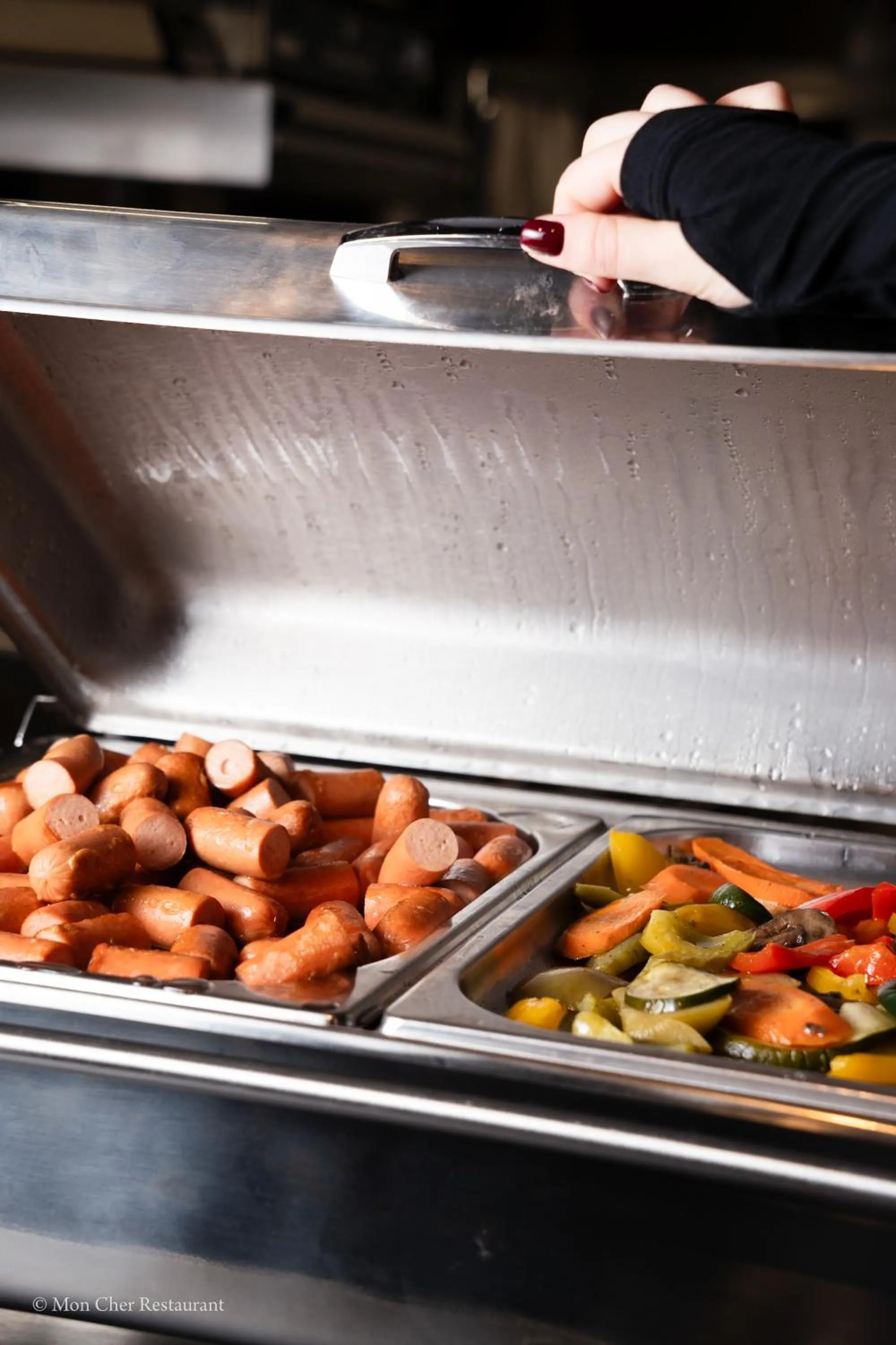 Restaurant/places to eat in O11 Boutique Hotel Vienna