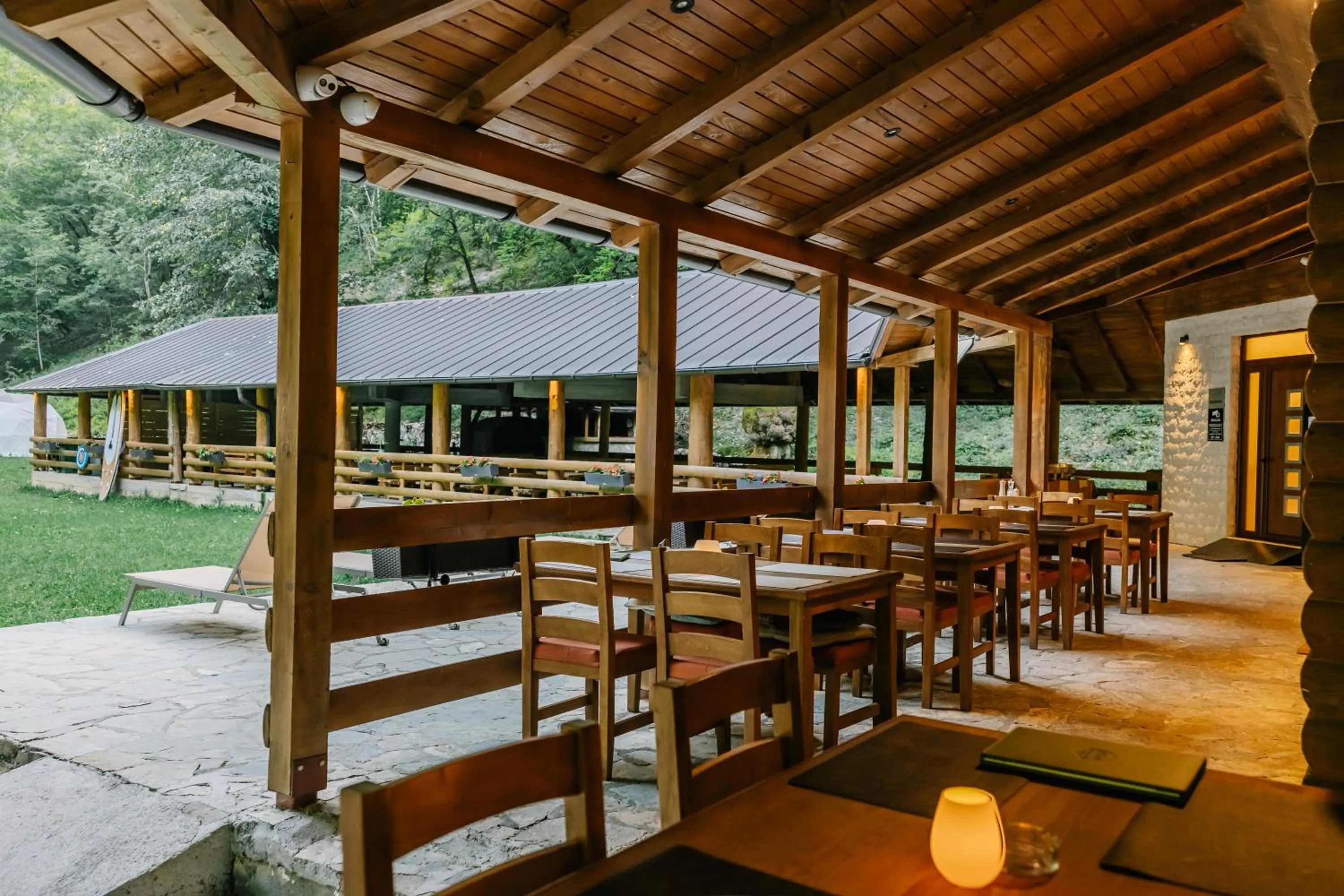 Patio in Hotel Porto Tara