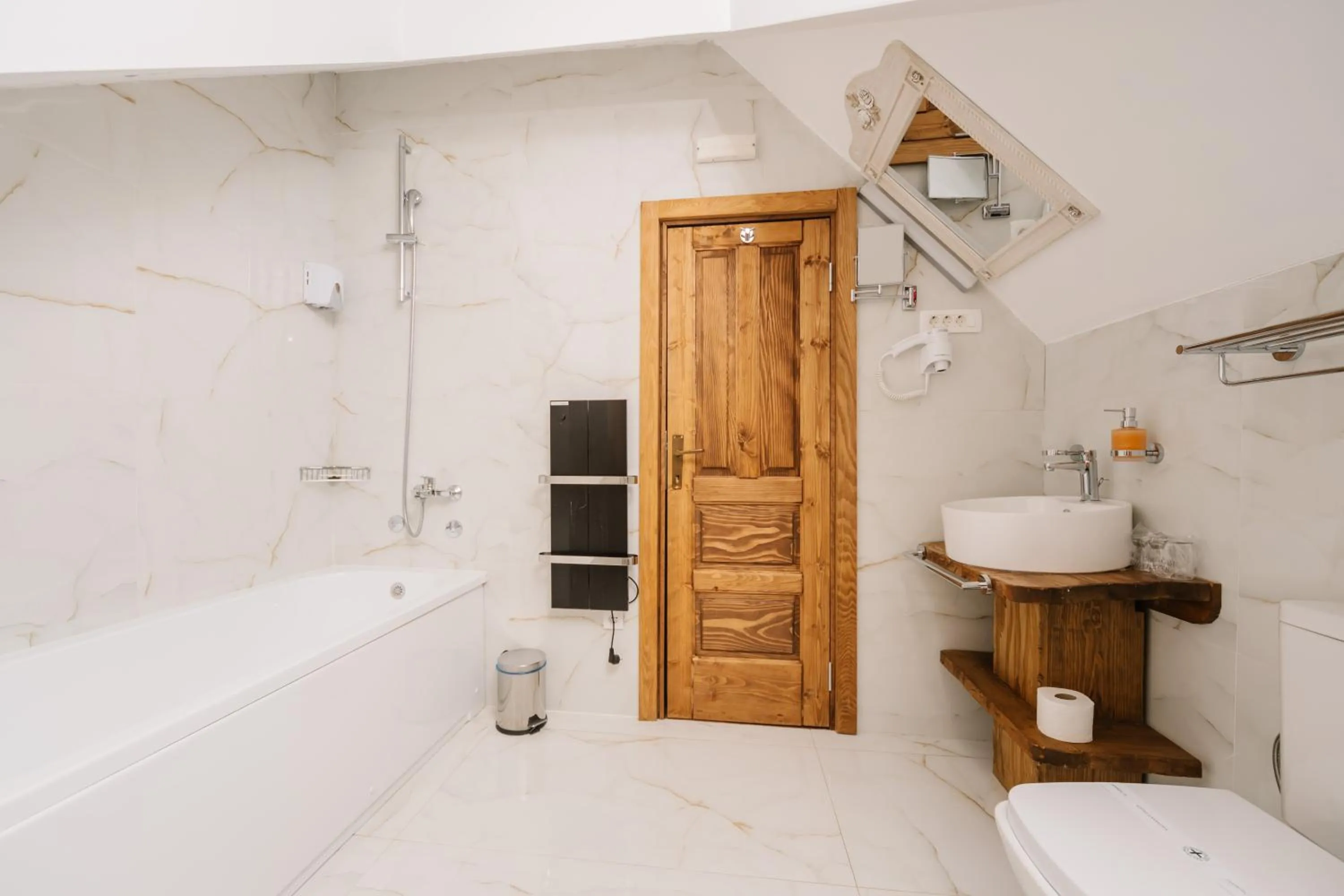 Toilet in Hotel Porto Tara