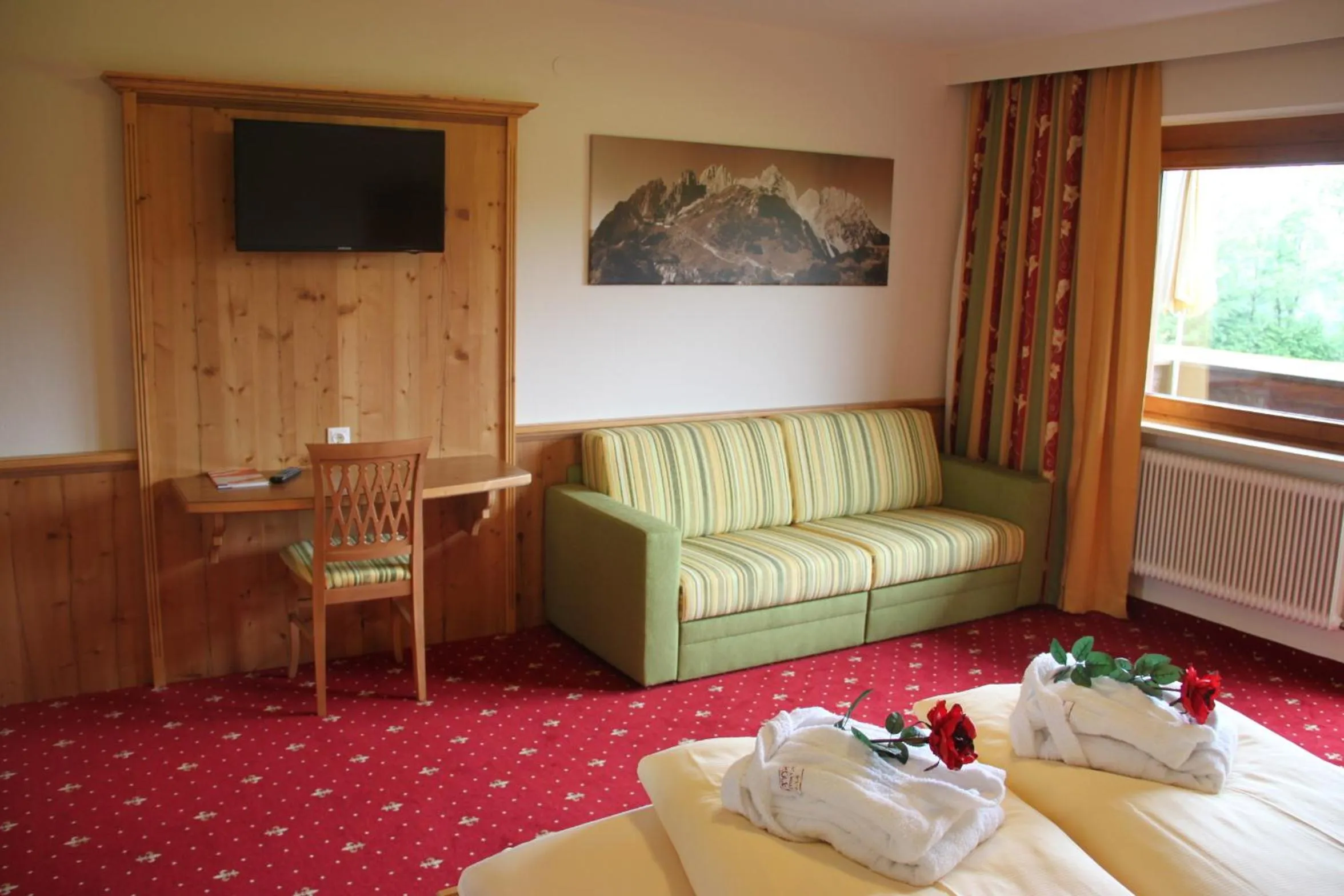 Photo of the whole room in Sporthotel Tirolerhof