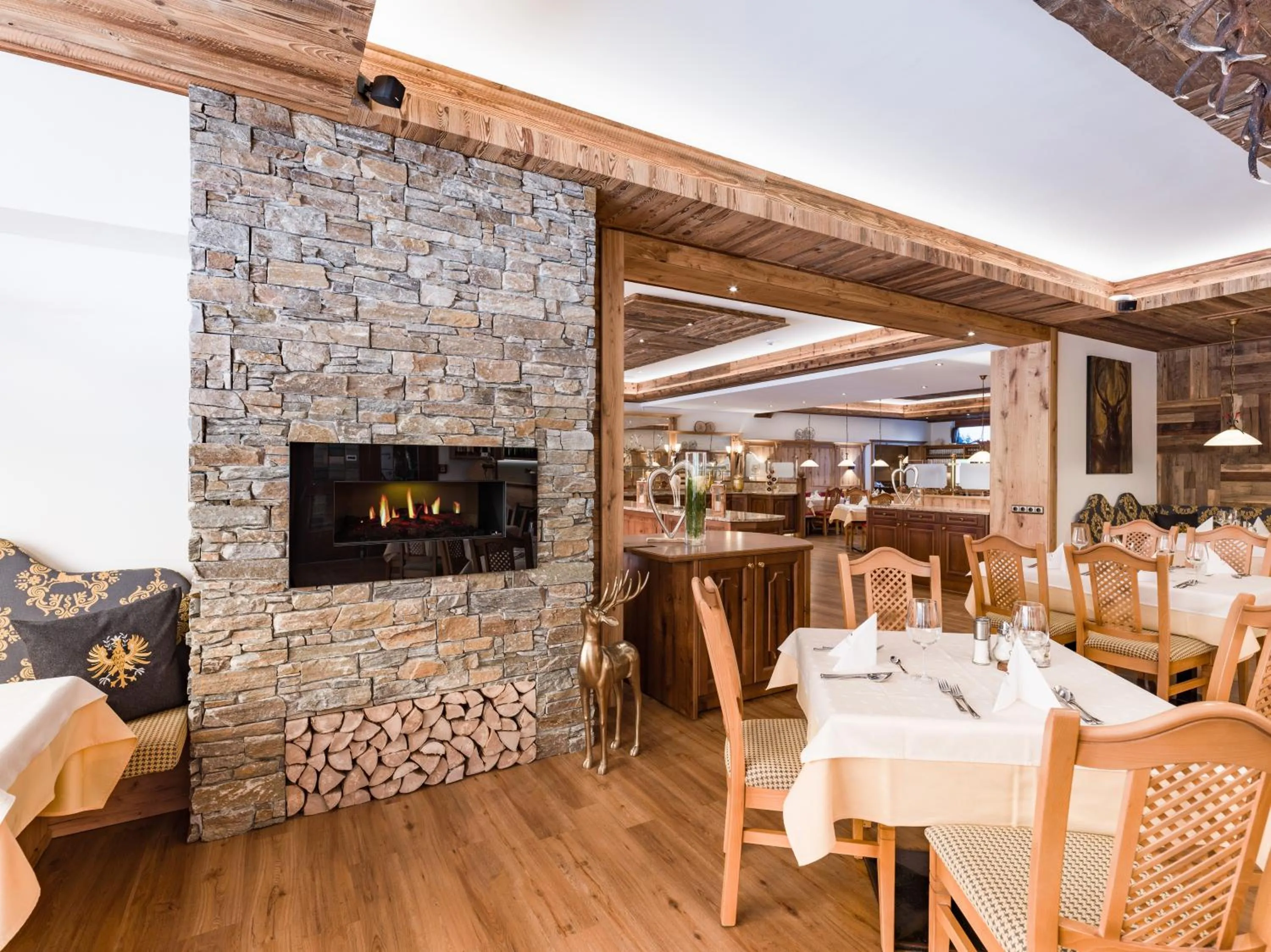 Restaurant/places to eat in Sporthotel Tirolerhof