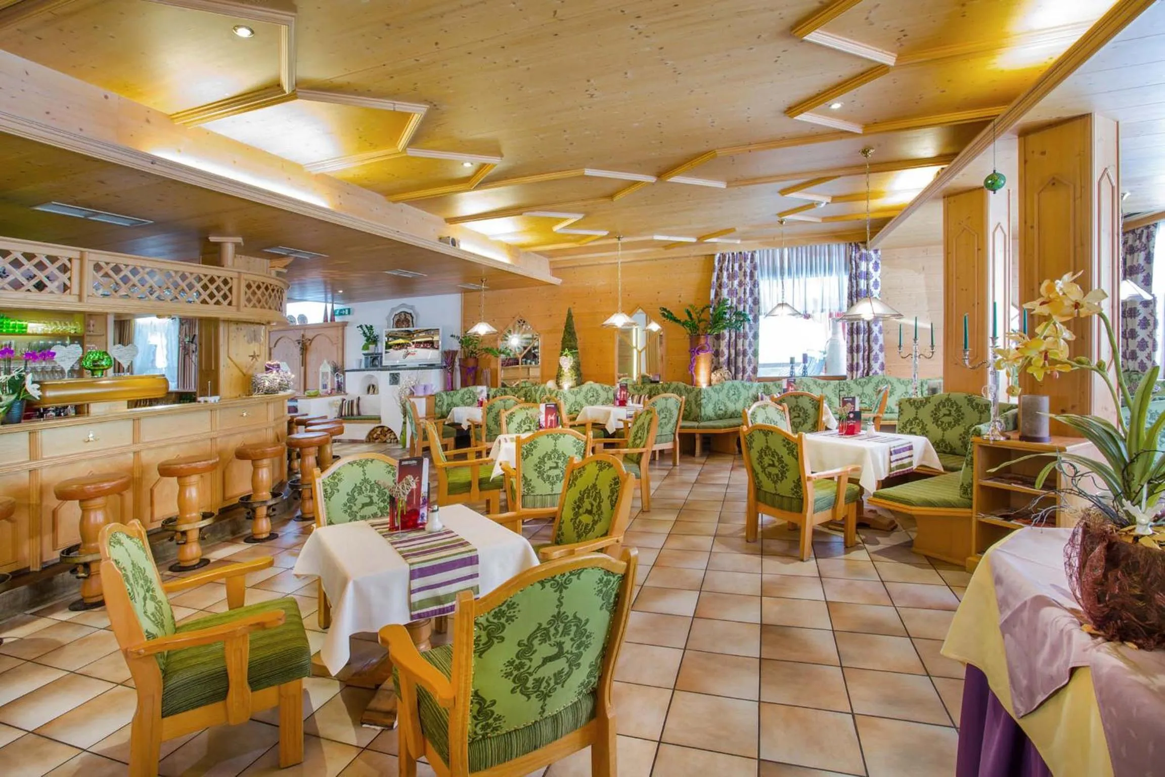 Restaurant/places to eat in Sporthotel Tirolerhof