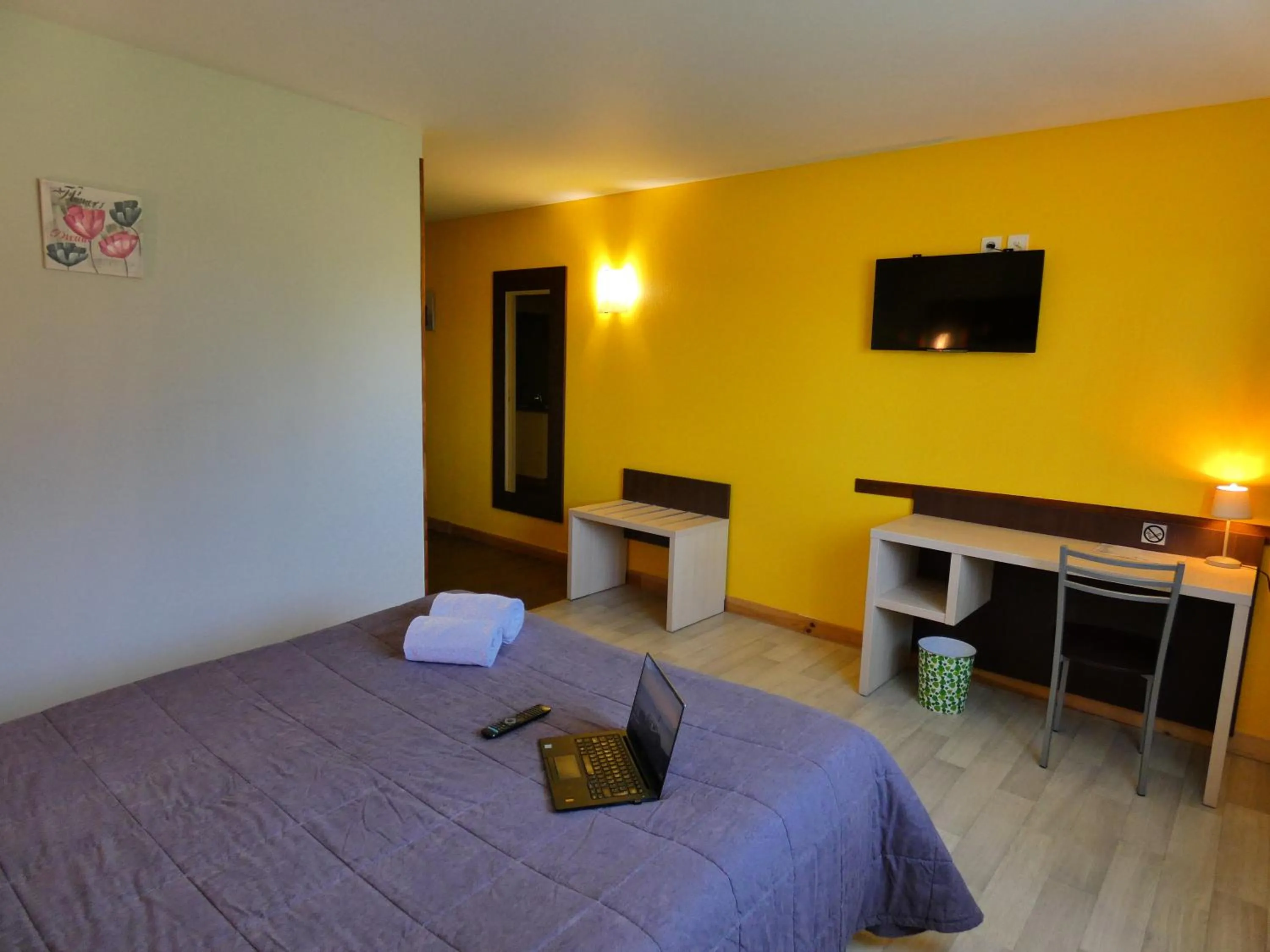 air conditioner, Bed in Hôtel Azur Saint Junien Cit'Hotel