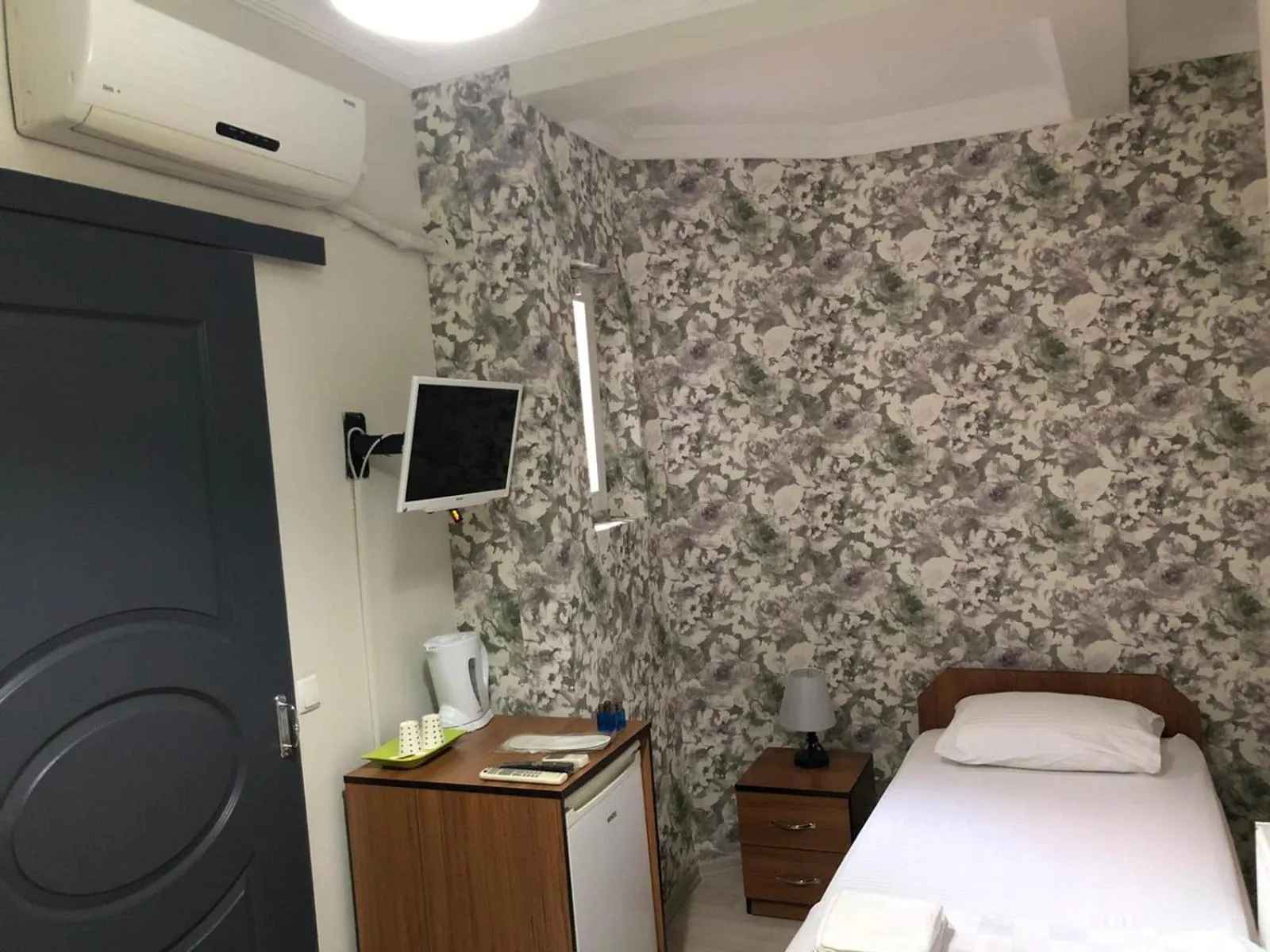 TV and multimedia, Bed in Özdemir Otel